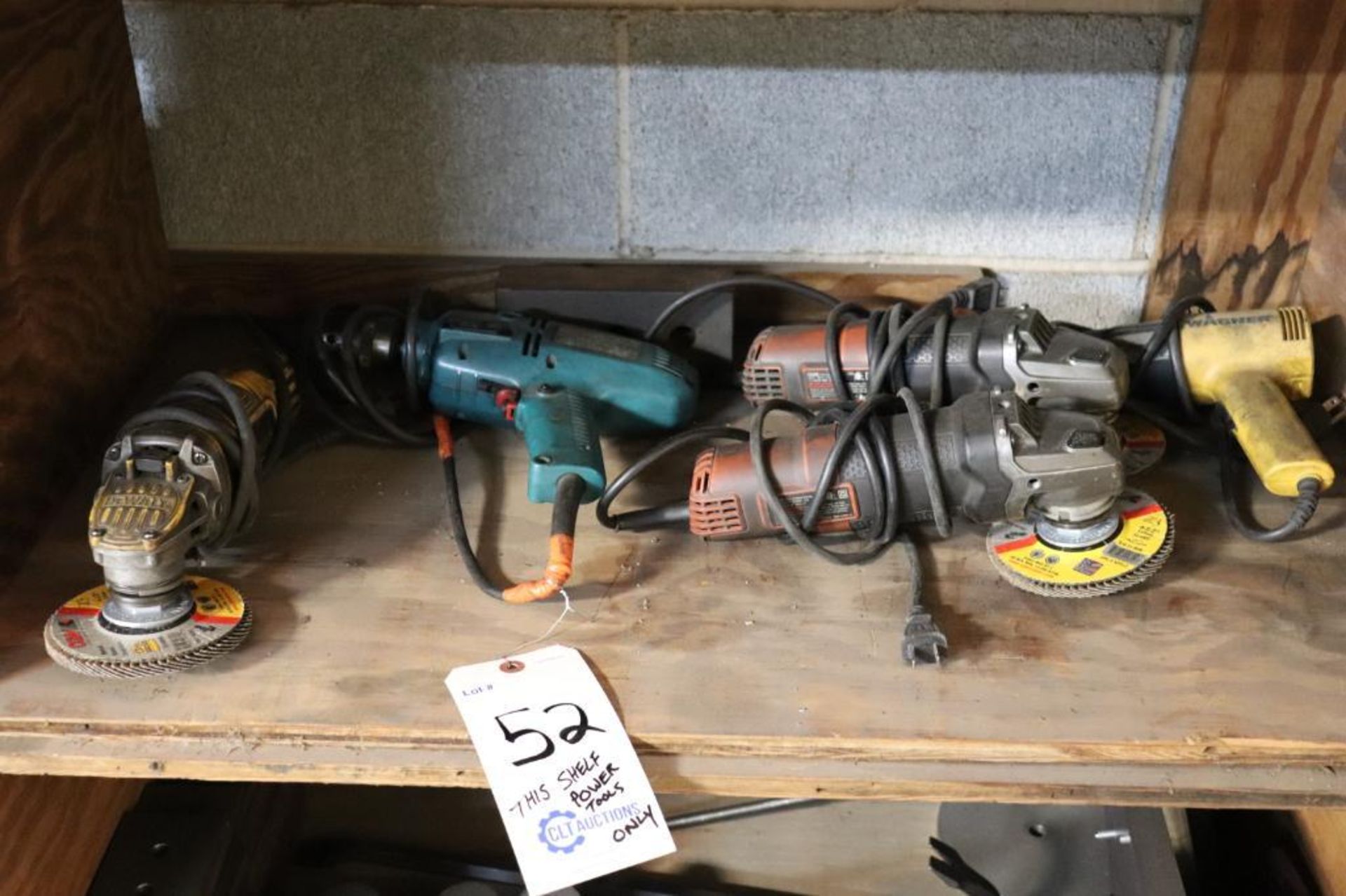 Power tools, contents of 1 shelf