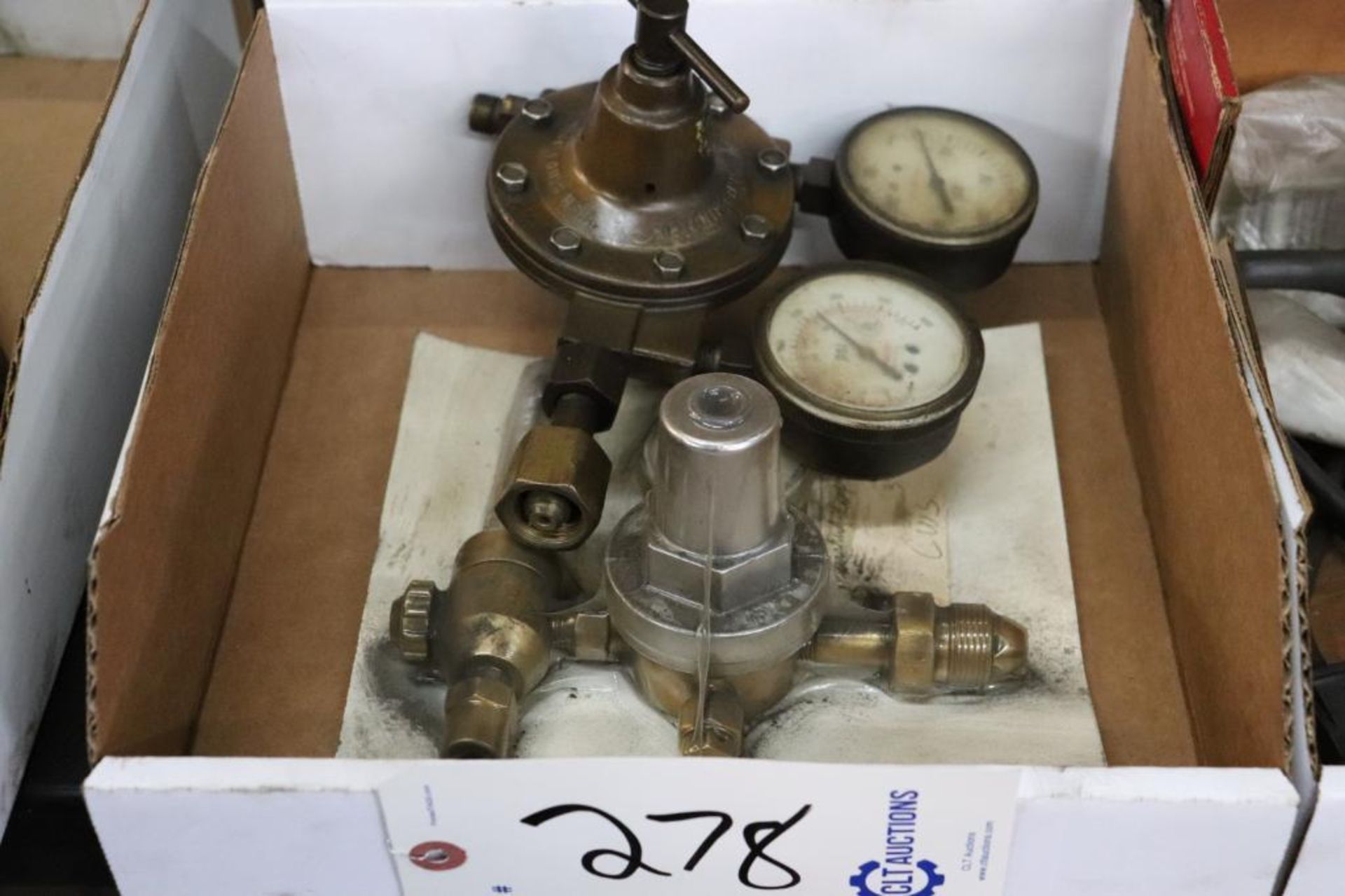 Gas regulators