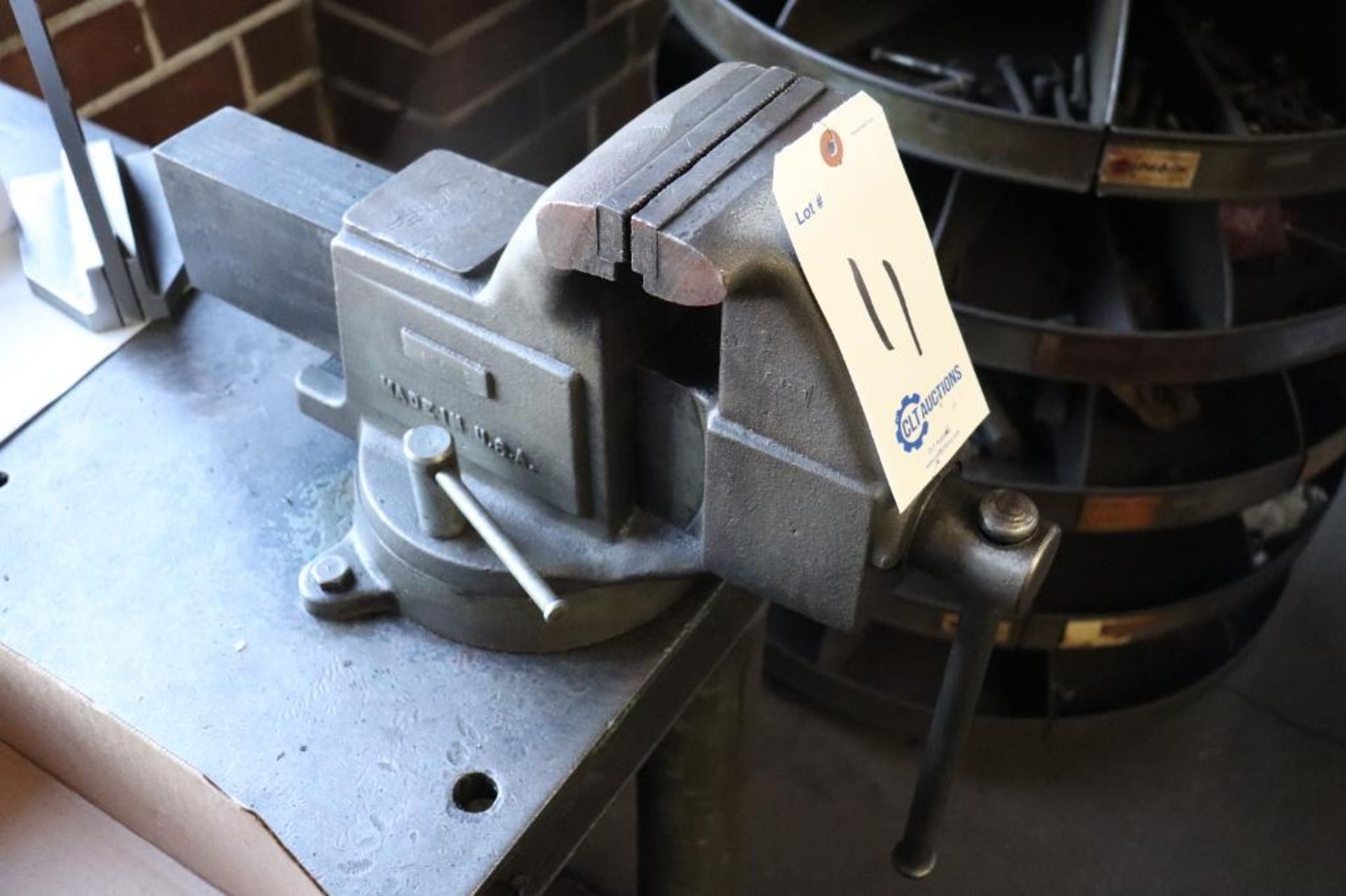 Columbian 5" bench vise