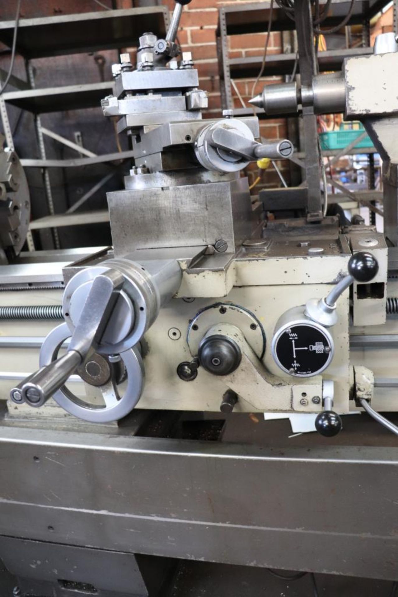 Nardini SZ25120T 25" x 120" geared head engine lathe *Not fully operational* - Image 12 of 20