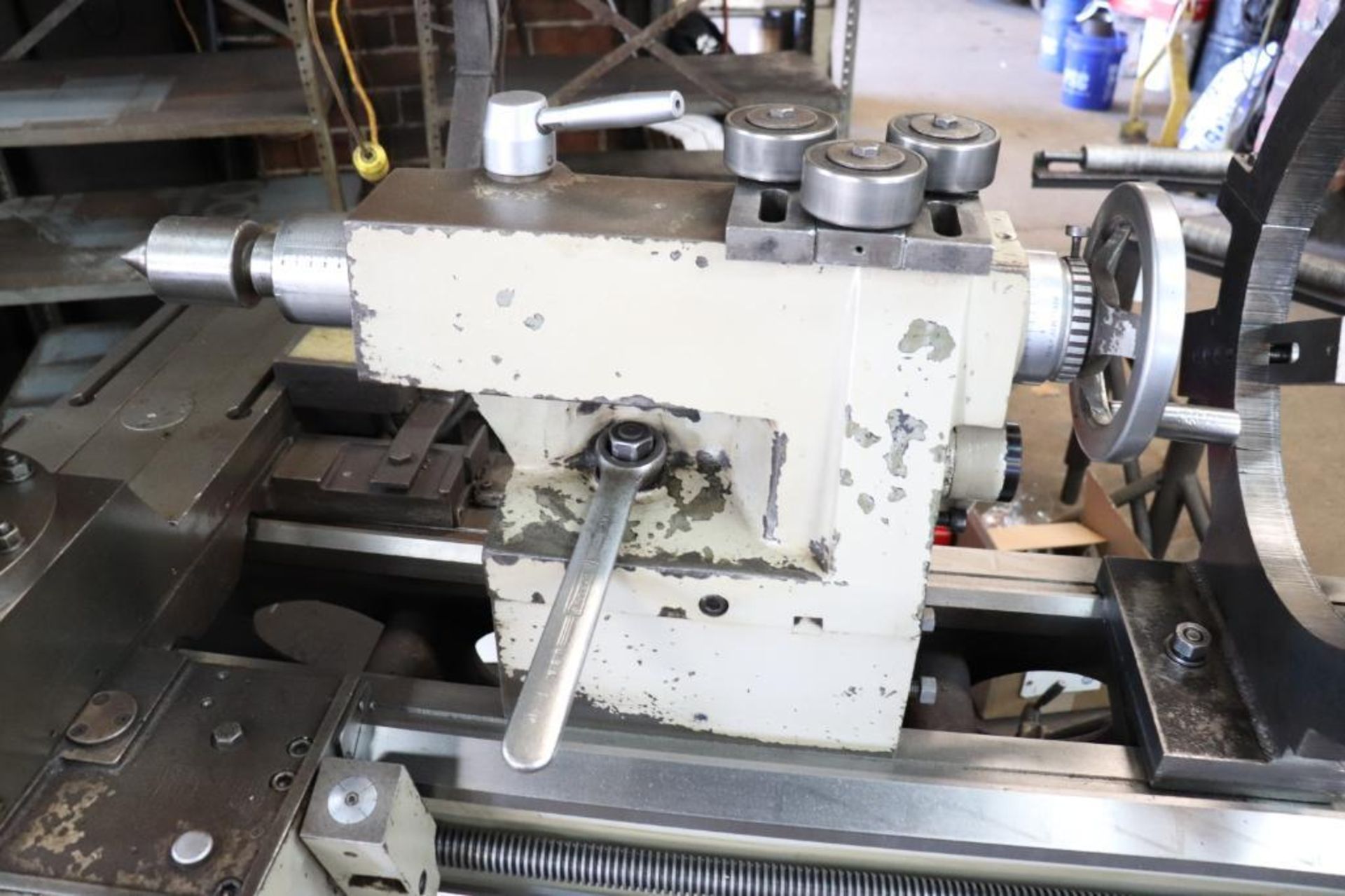 Nardini SZ25120T 25" x 120" geared head engine lathe *Not fully operational* - Image 13 of 20