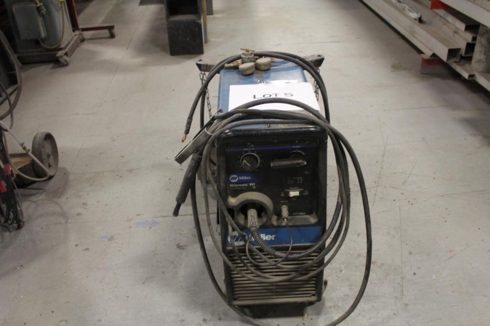 Millermatic DVI welder - Image 2 of 3