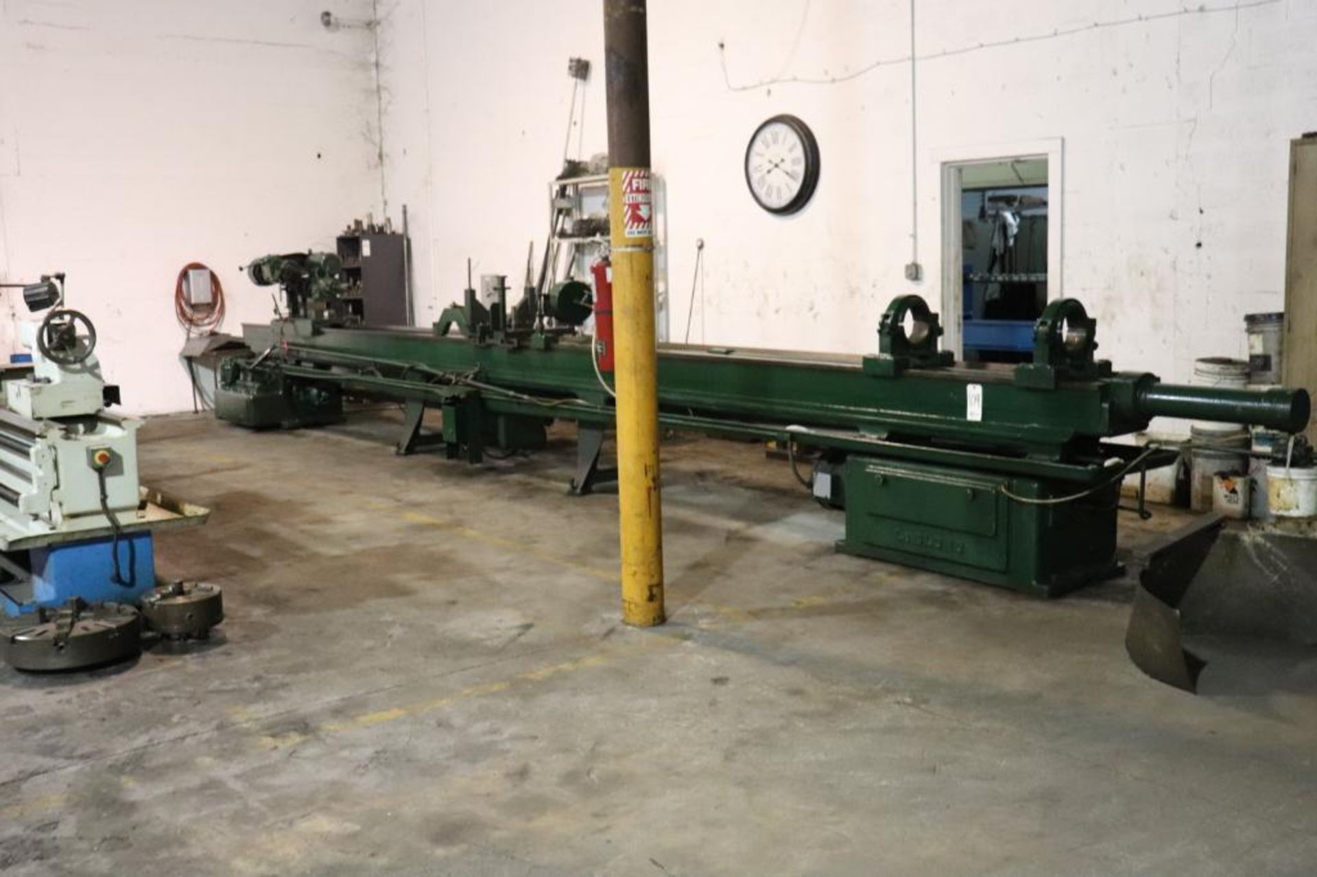 LeBlond horizontal hydraulic honing machine - Image 2 of 34