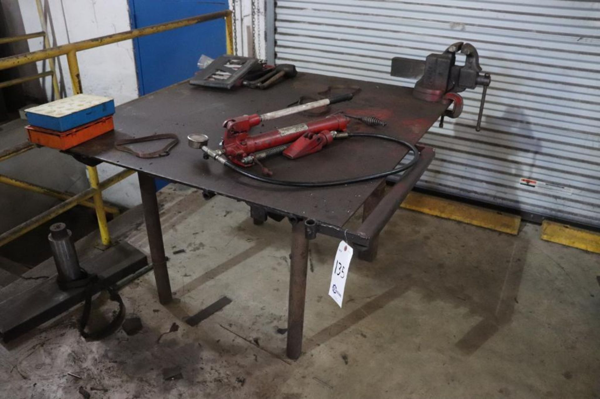 Welding table w/ vise