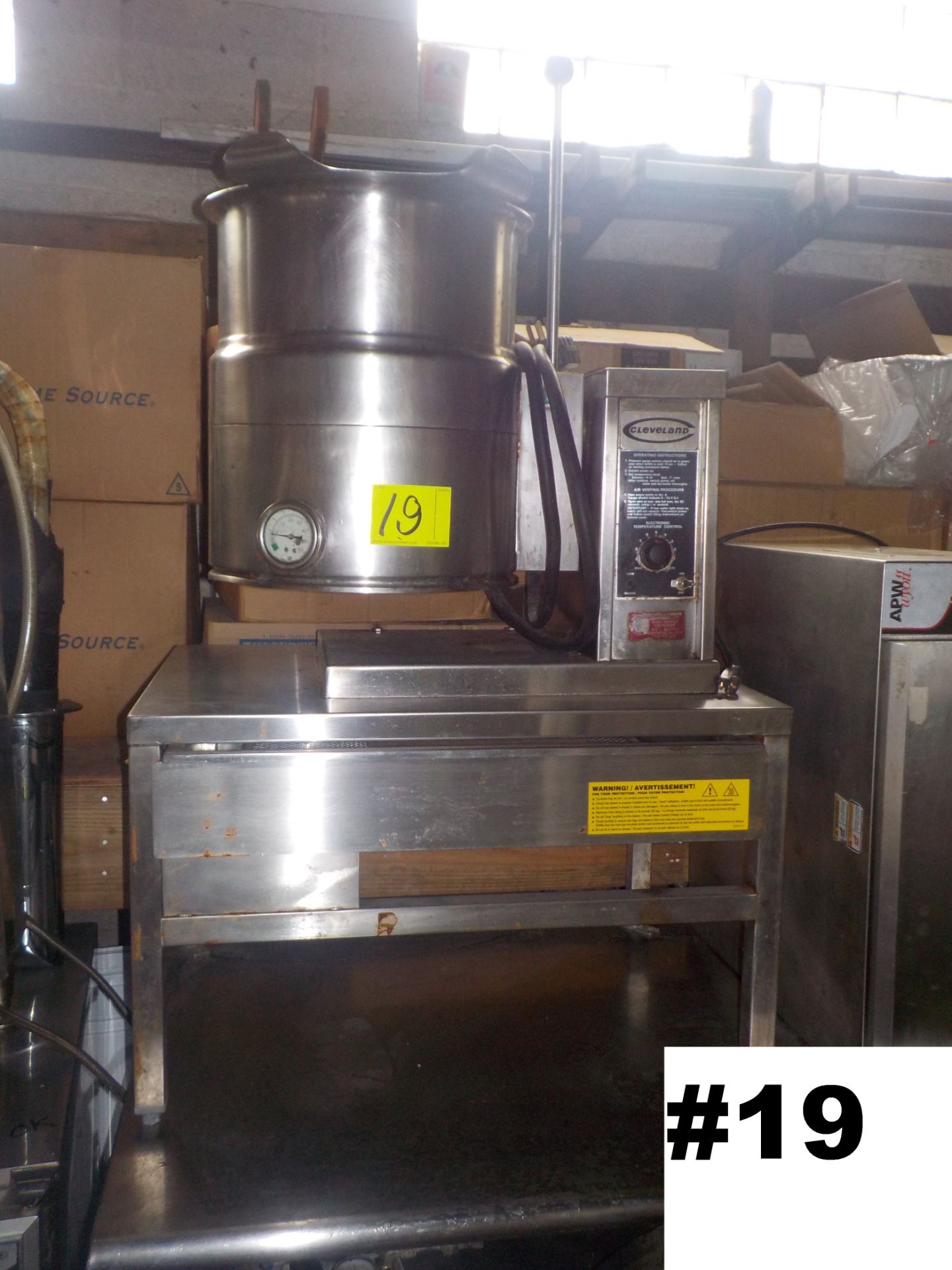 CLEVELAND KET 5T TILTING STEAM JACKETED KETTLE 1 or 3 PHASE