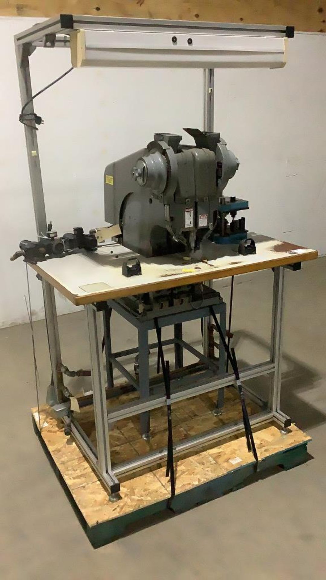 Double Head Rivet Machine w/ Table- - Image 3 of 16