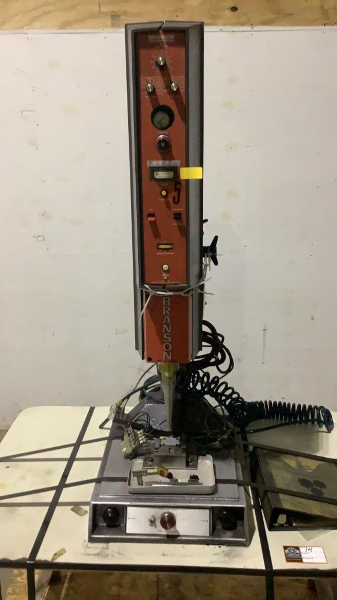 Ultrasonic Welder w/ Table- - Image 5 of 12