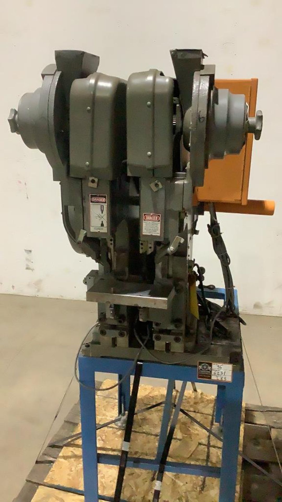 Double Head Rivet Machine- - Image 6 of 18