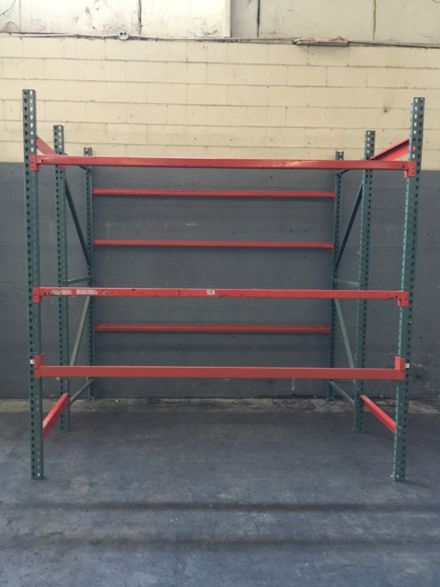 Teardrop Pallet Rack Section 102" x 72"