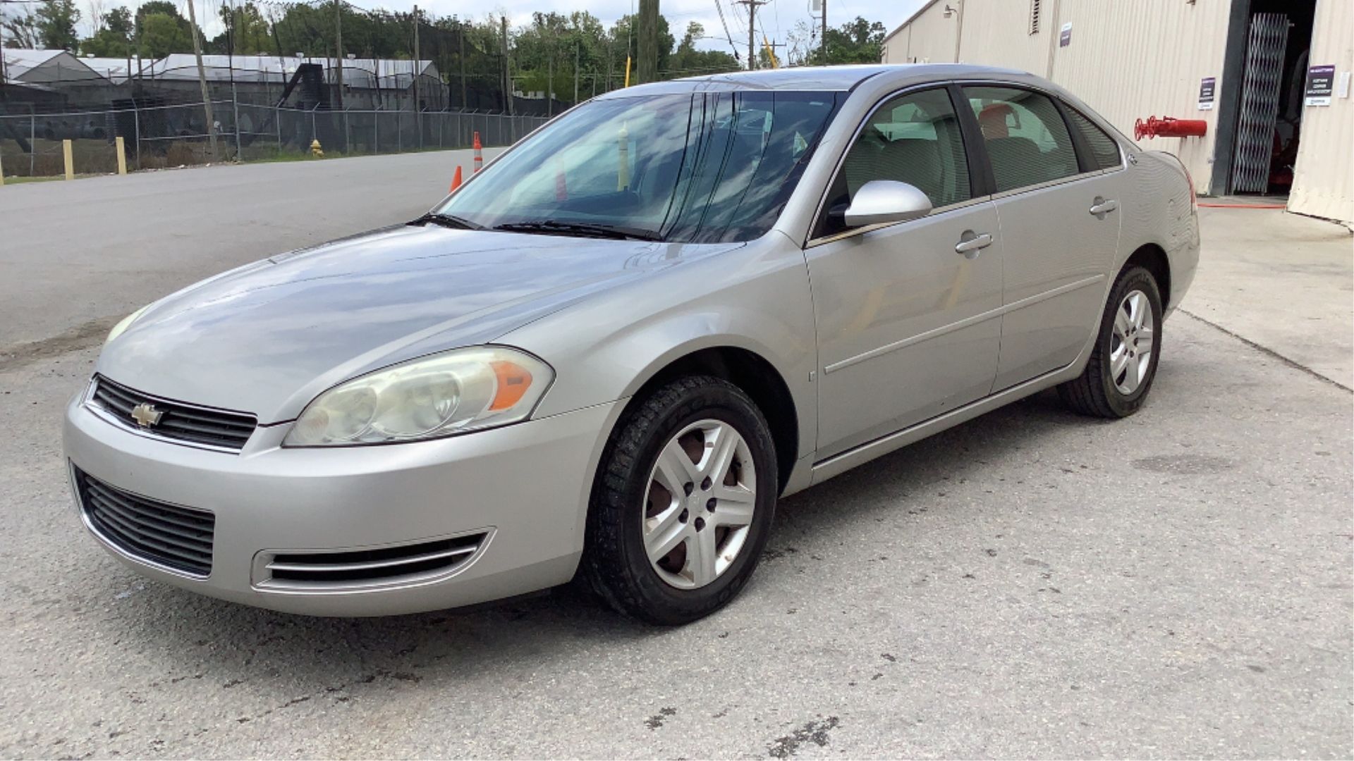 2007 Chevrolet Impala LS 2WD - Image 8 of 86