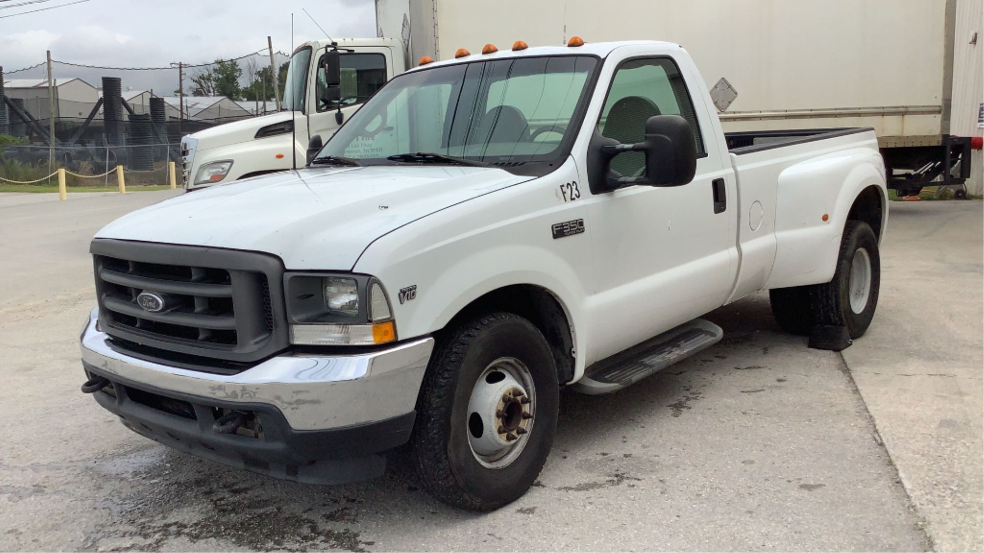 2002 Ford F-350 Regular Cab Dually 2WD - Image 8 of 89