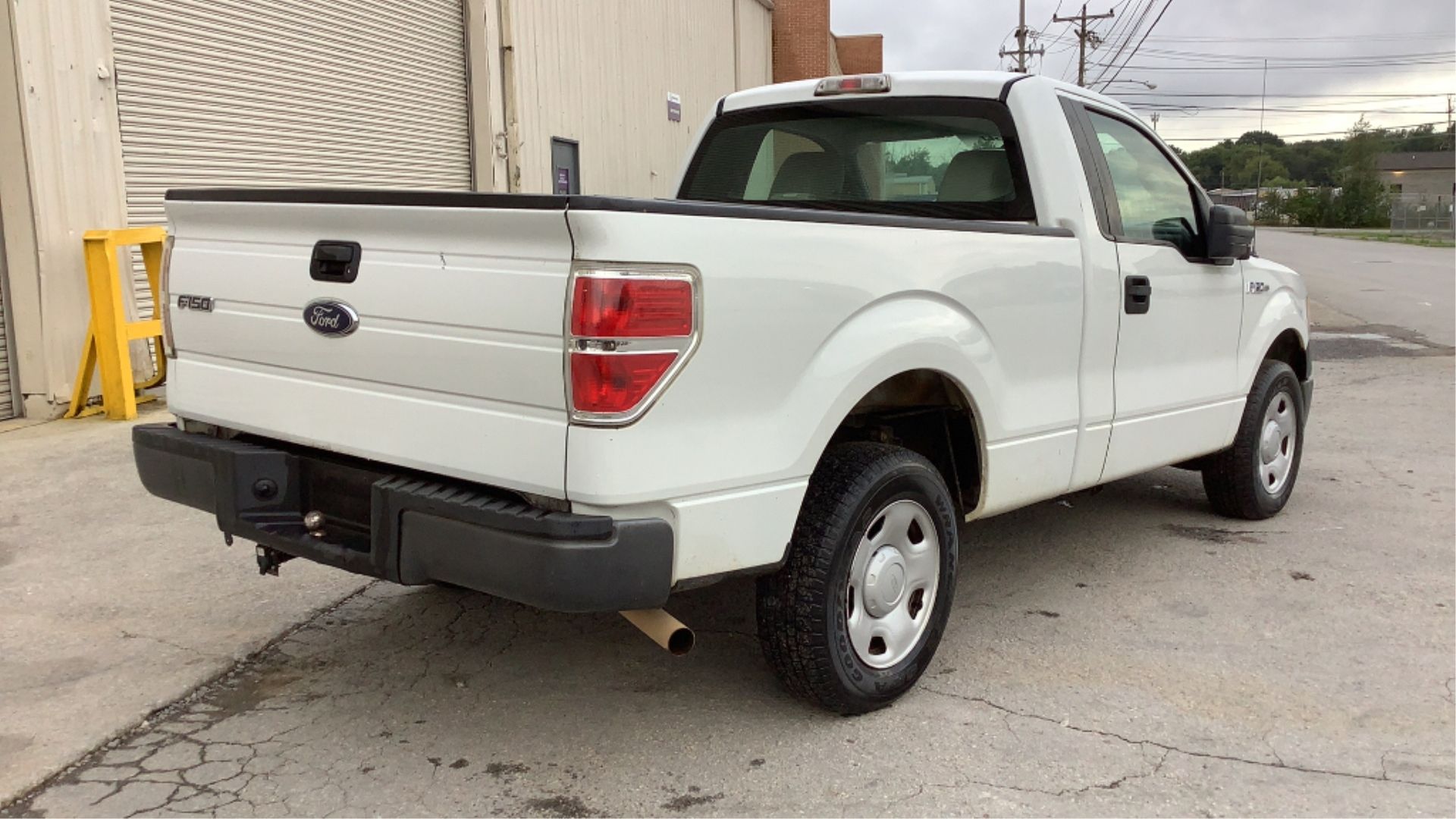 2009 Ford F-150 Regular Cab XL 2WD - Image 20 of 71