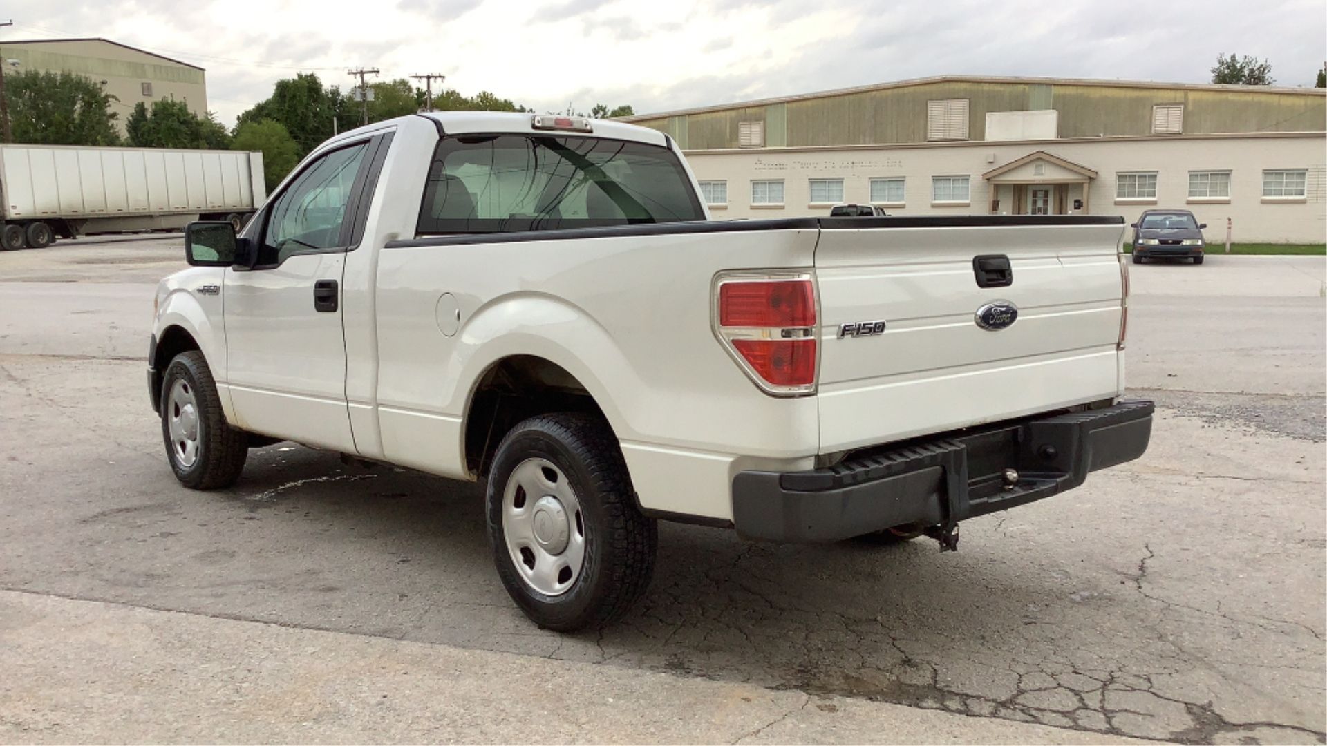 2009 Ford F-150 Regular Cab XL 2WD - Image 12 of 71