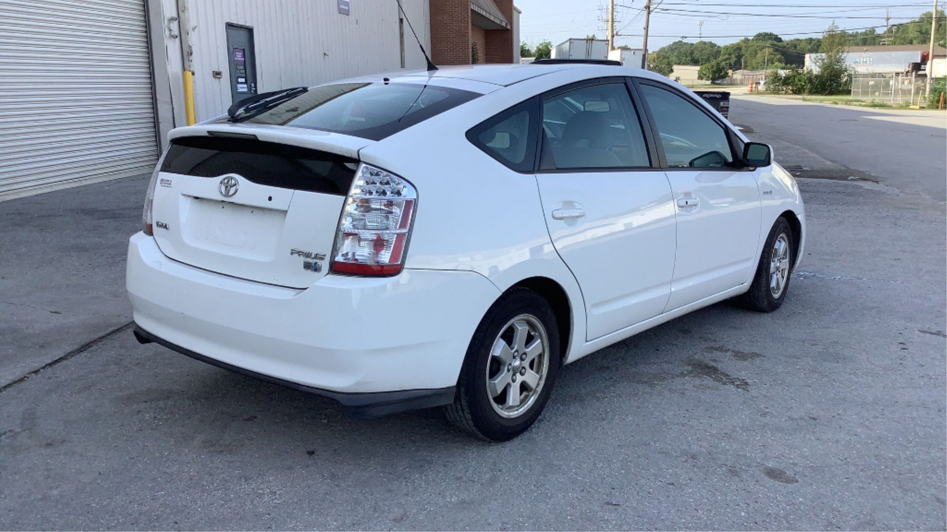 2007 Toyota Prius Hybrid 2WD - Image 18 of 77