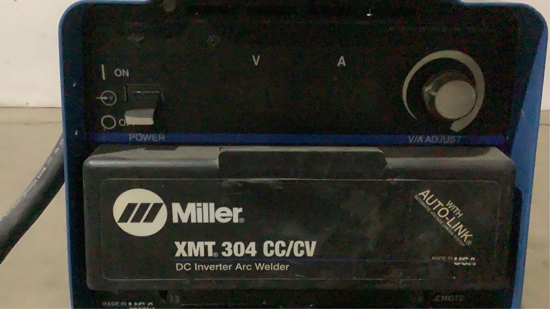 Miller DC Inverter Arc Welder XMT 304 cc/cv - Image 7 of 18