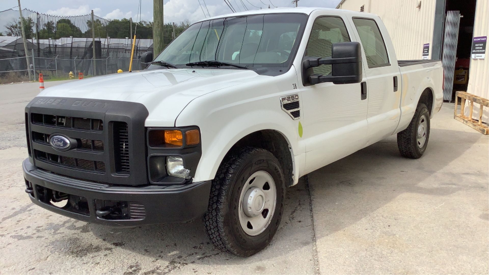 2009 Ford F-250 XL Super Duty Crew Cab 2WD - Image 8 of 89