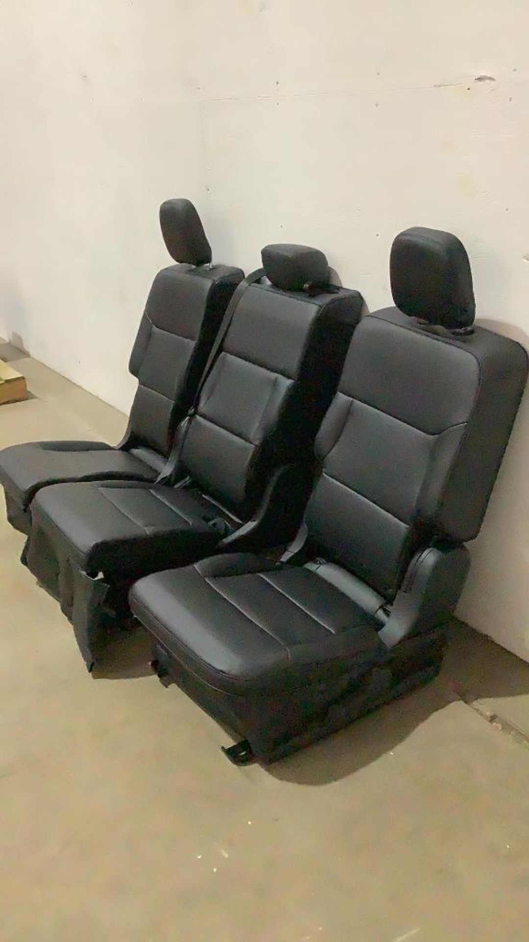 2020 Ford Explorer Set of Rear Seats - Image 10 of 12