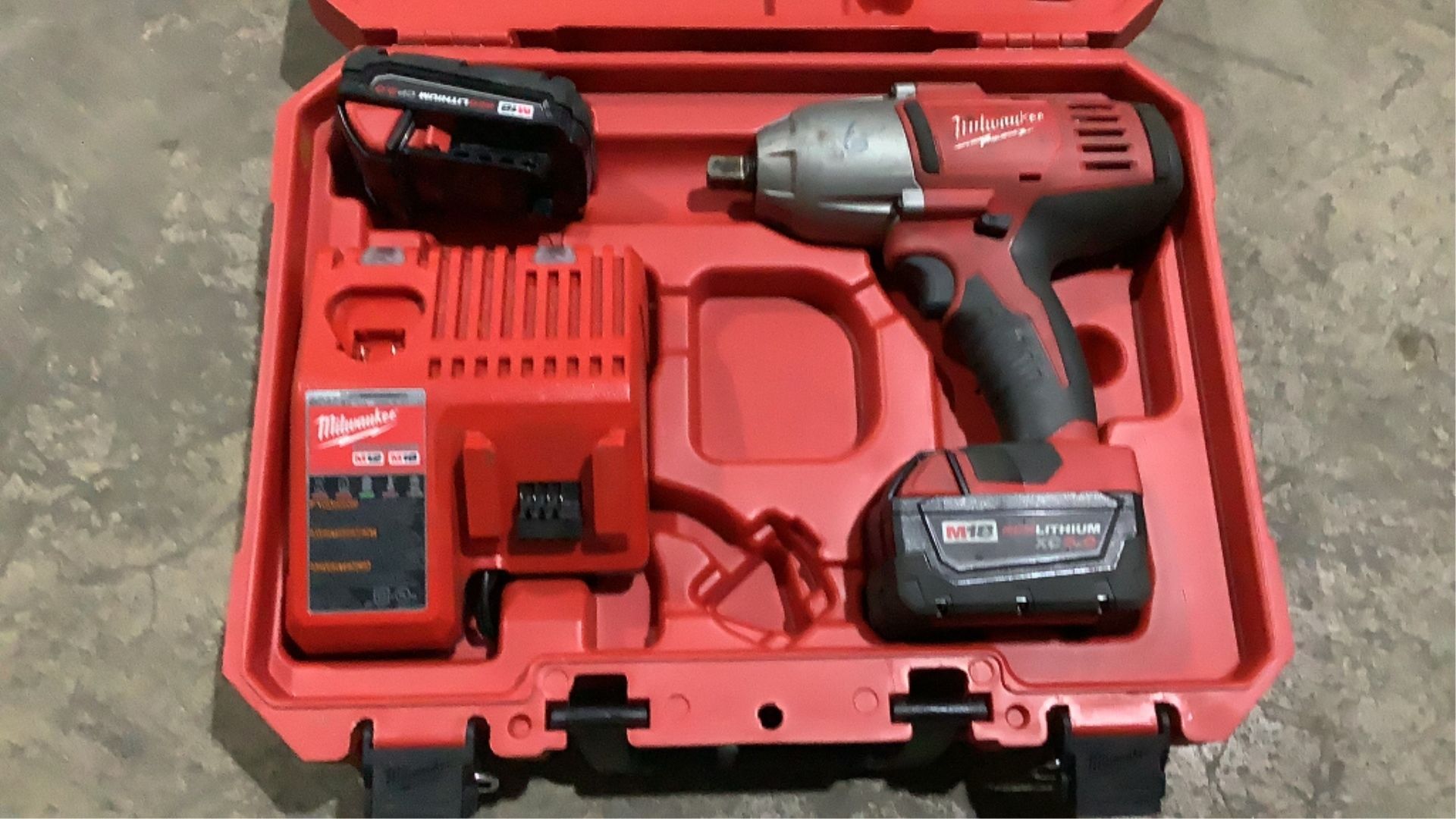 Milwaukee Cordless 1/2" Impact Wrench