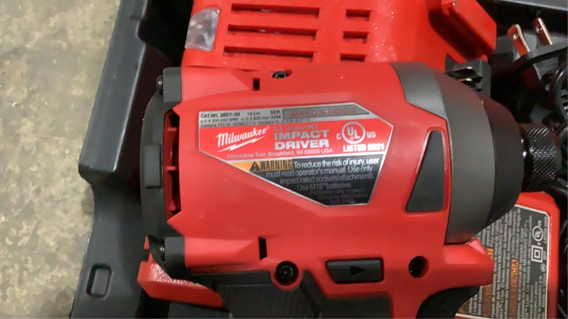 Milwaukee 1/4" Impact Driver and 1/2" Drill/Driver - Image 9 of 14