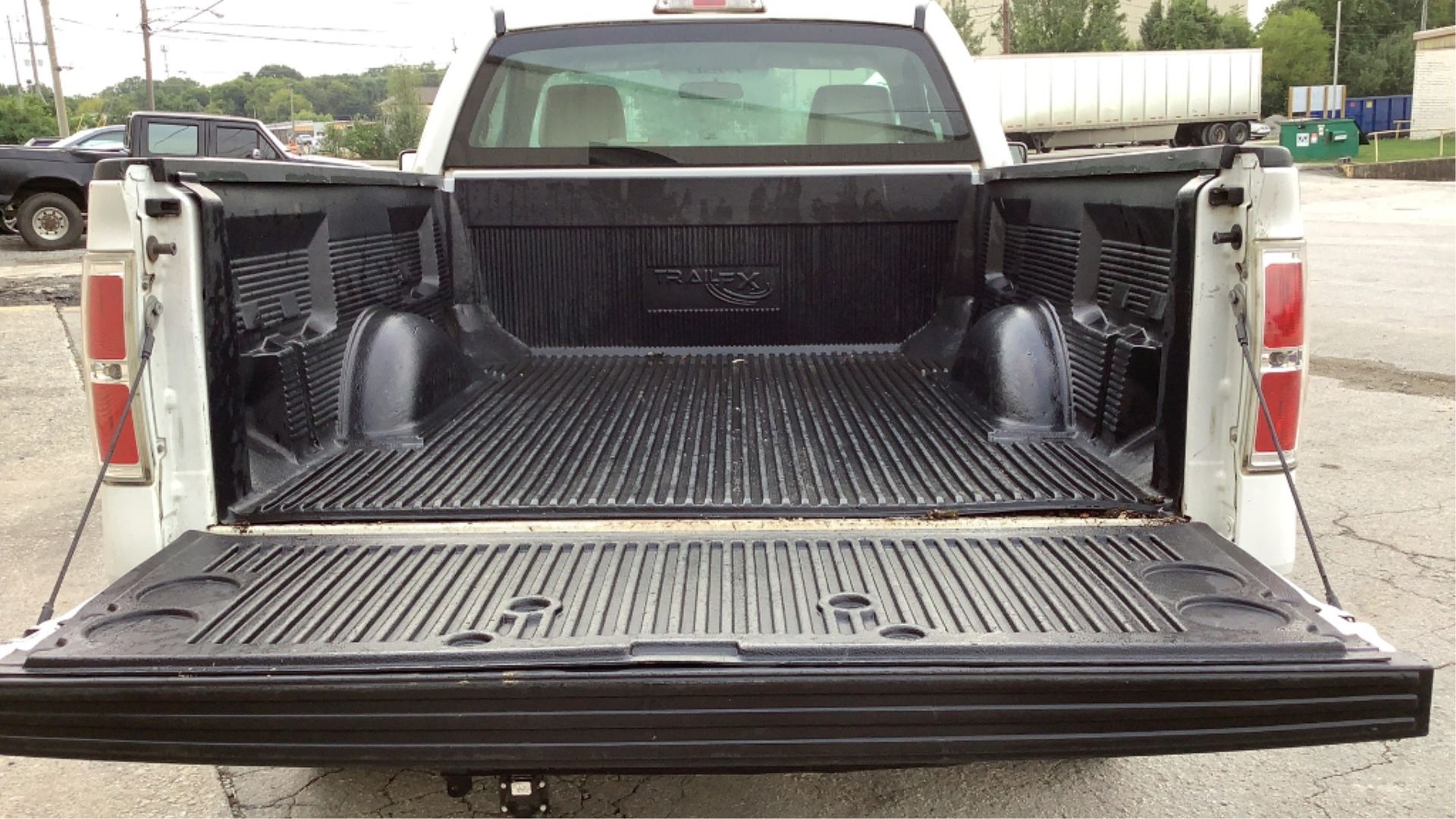 2009 Ford F-150 Regular Cab XL 2WD - Image 58 of 71