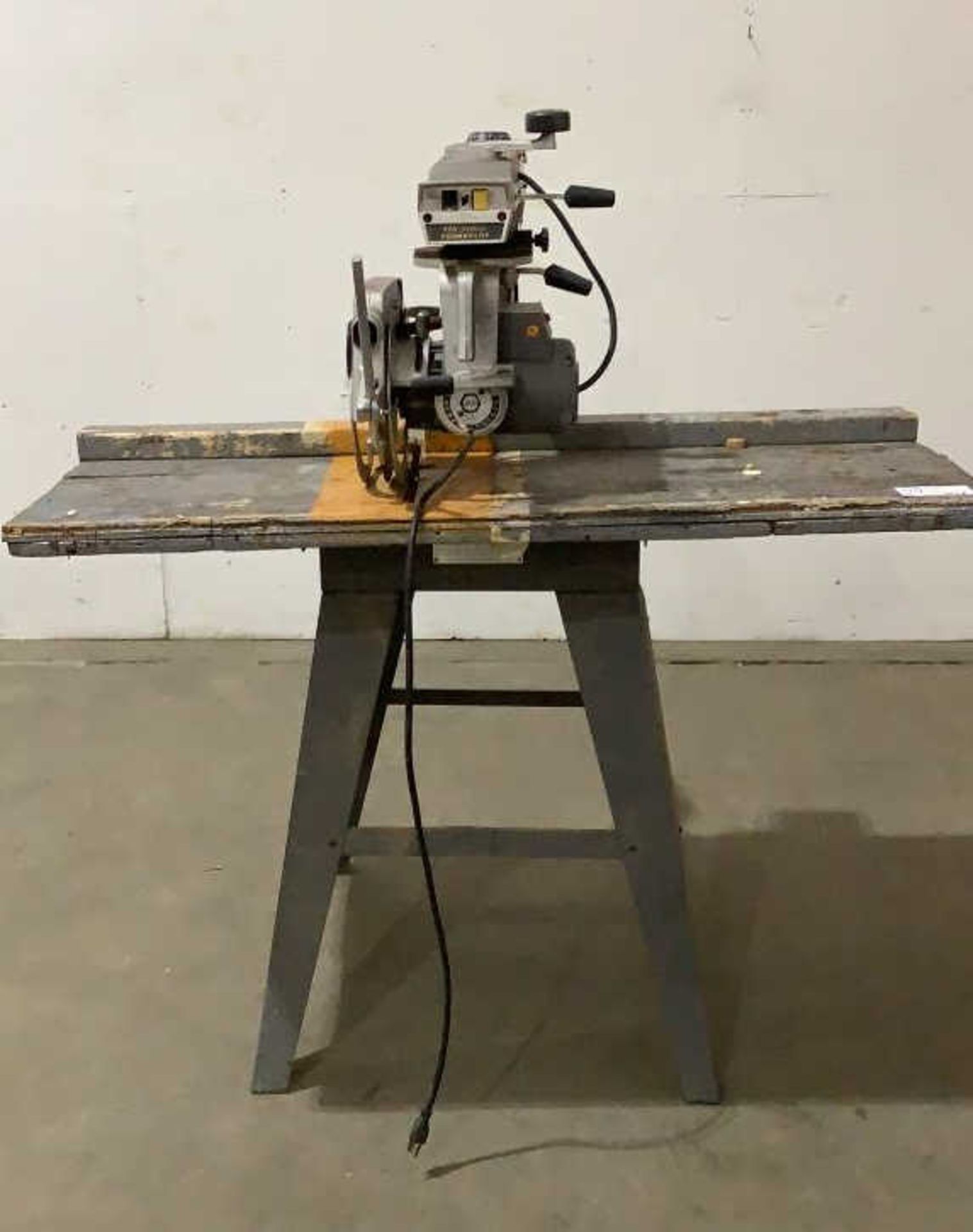 DeWalt 770 Deluxe Powershop 10" Miter Saw