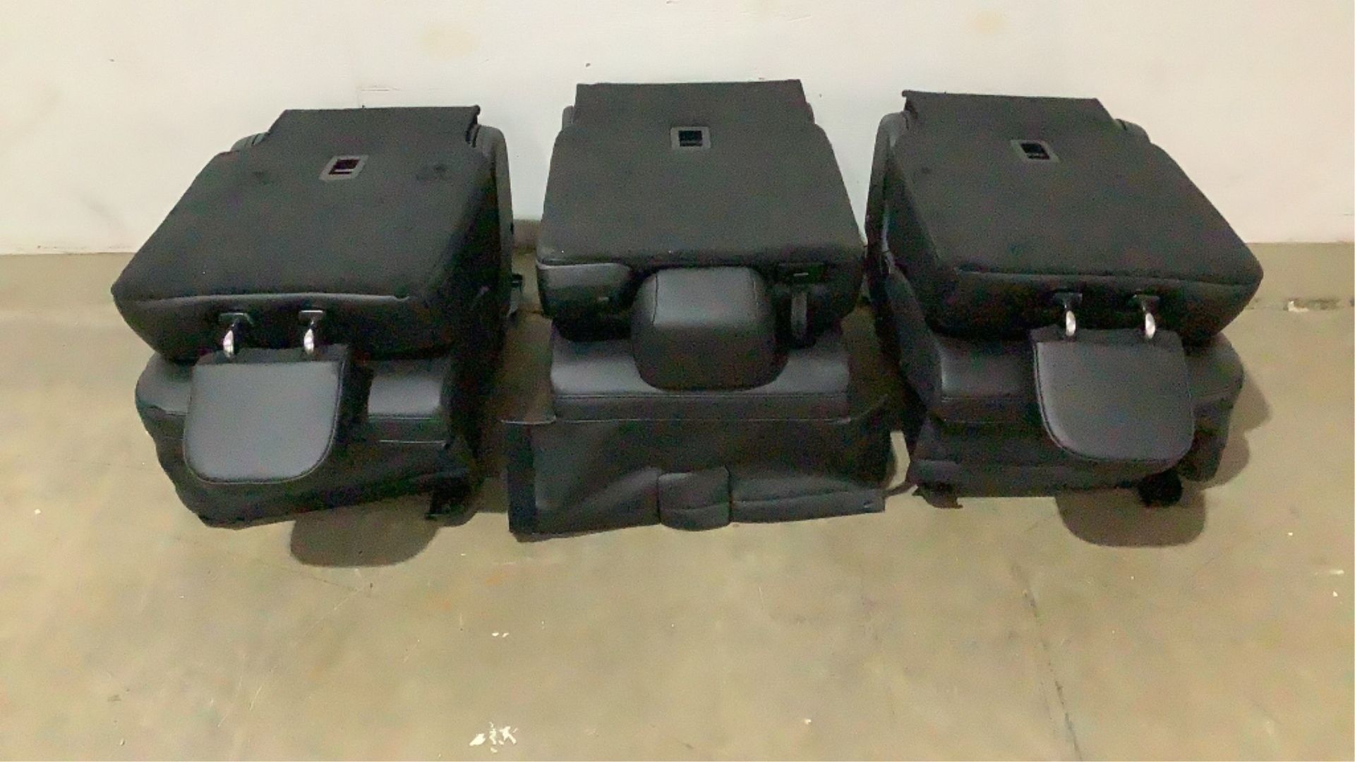 2020 Ford Explorer Set of Rear Seats - Image 11 of 12