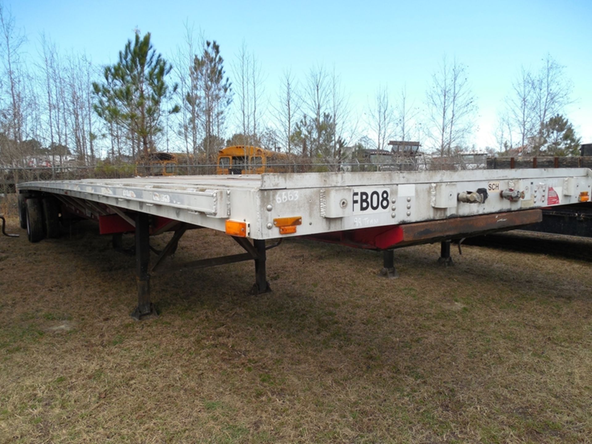 1999 Transcraft Spread Axle flat bed - Image 2 of 2