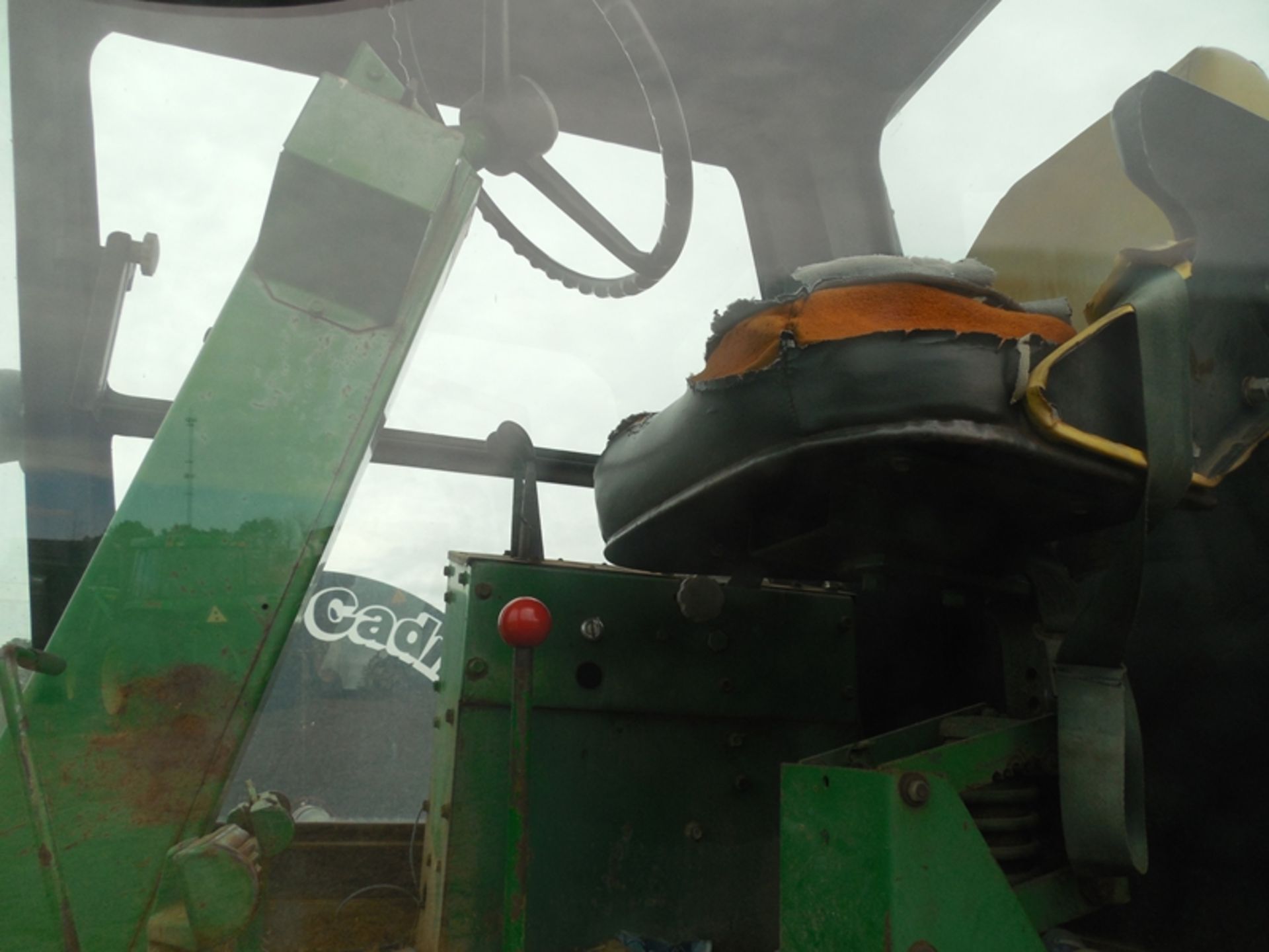 JD 6000 Sprayer - Image 5 of 5