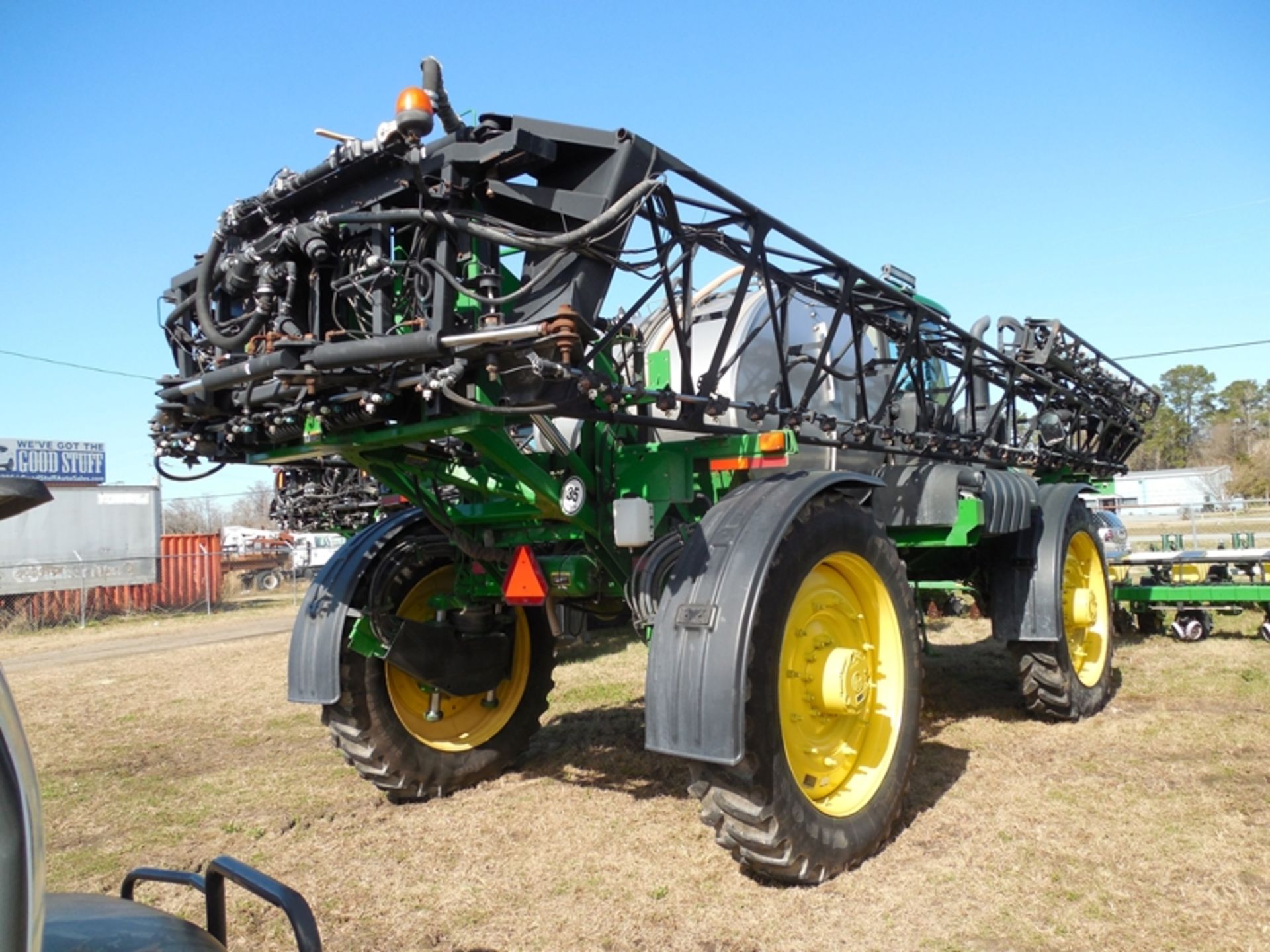 JD 4940 Sprayer ser NO4940X023370 2528 Hrs 120' booms 1200 ss tank 2528 Hrs 120' booms 1200 ss tank - Image 4 of 5