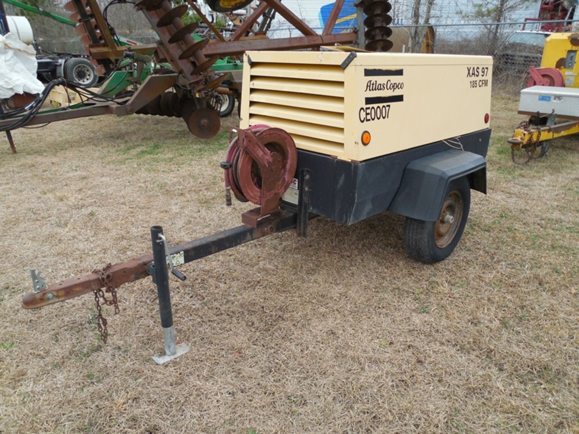 Atlas 185 CFM air compressor - Image 2 of 3