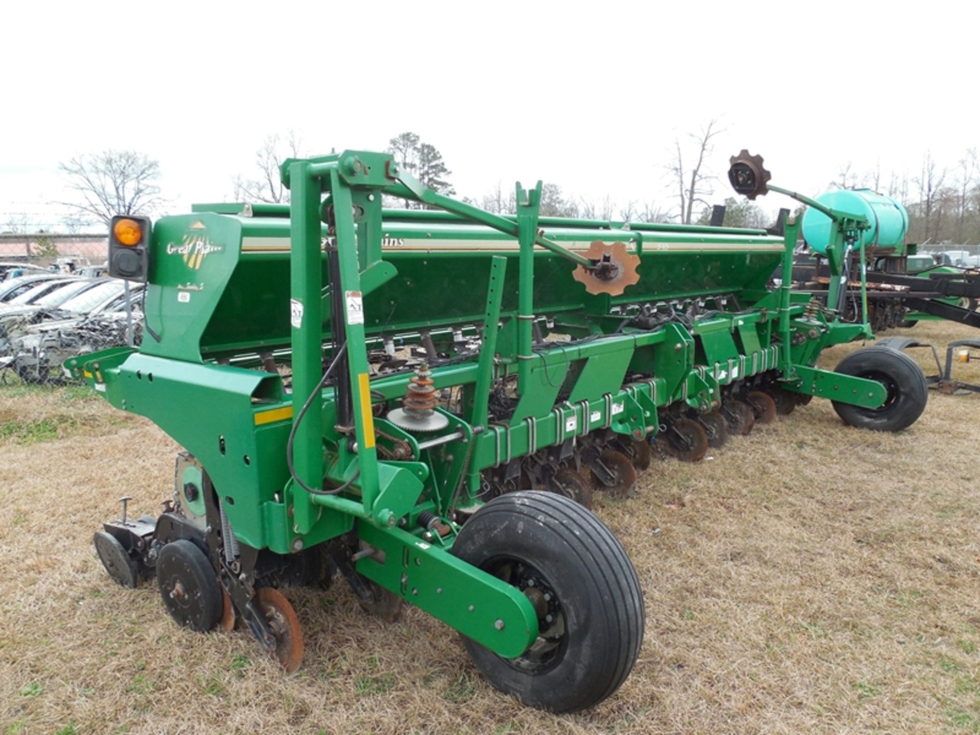 Great Plains 2025P Seed Drill on 20" spacing other units on pallet other units on pallet - Image 2 of 6