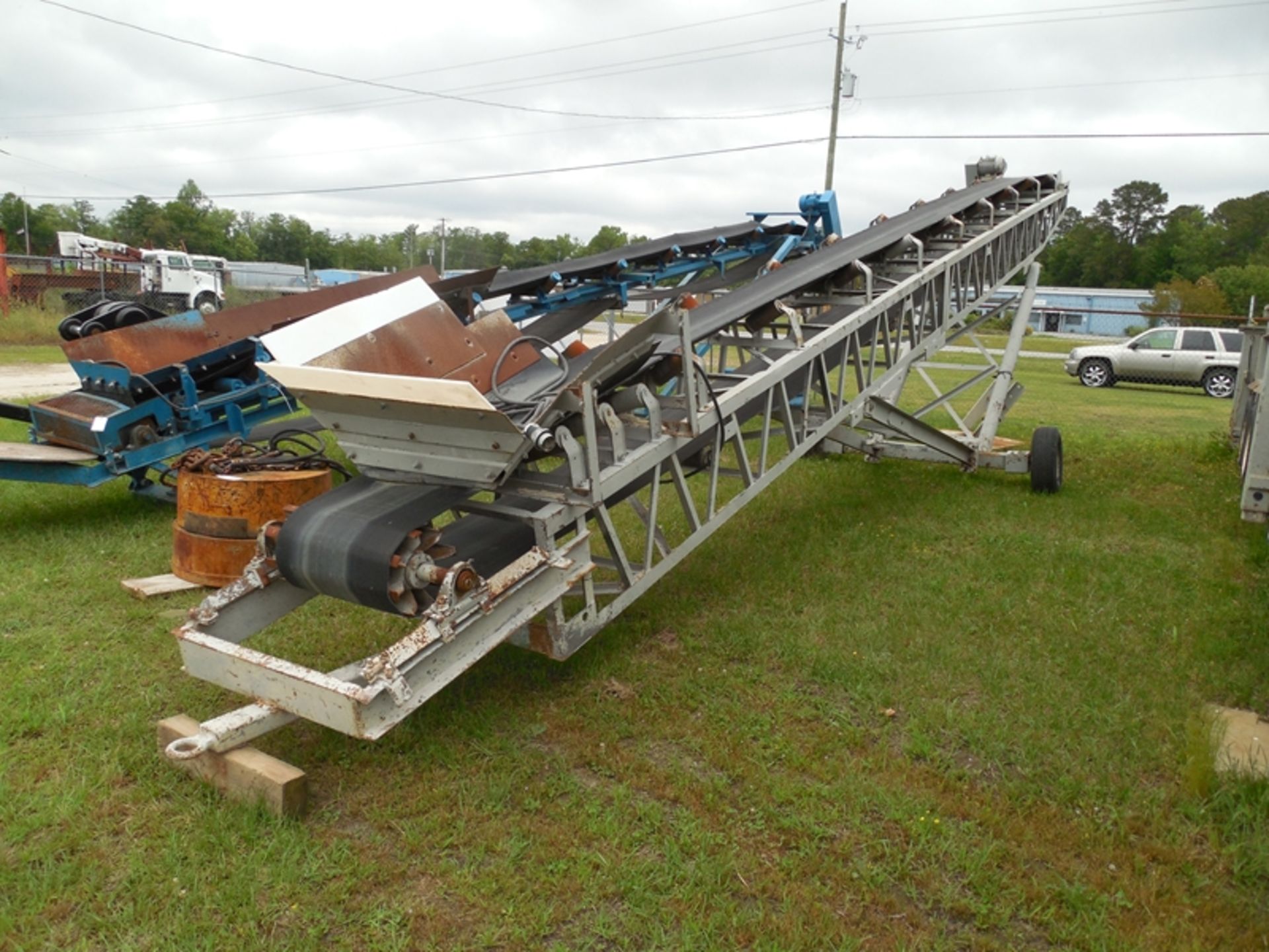 R&R 45' x 30" stacker conveyor