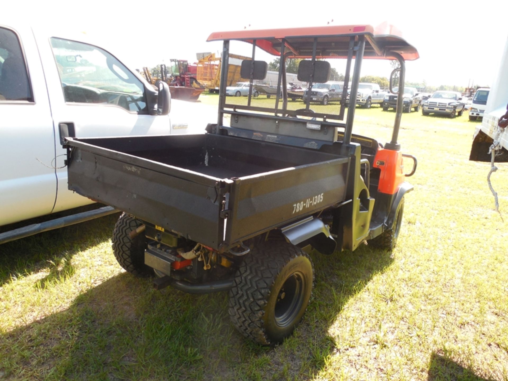 Kubota RTV 900 dsl electric dump,winch1353 hrs - Image 3 of 5