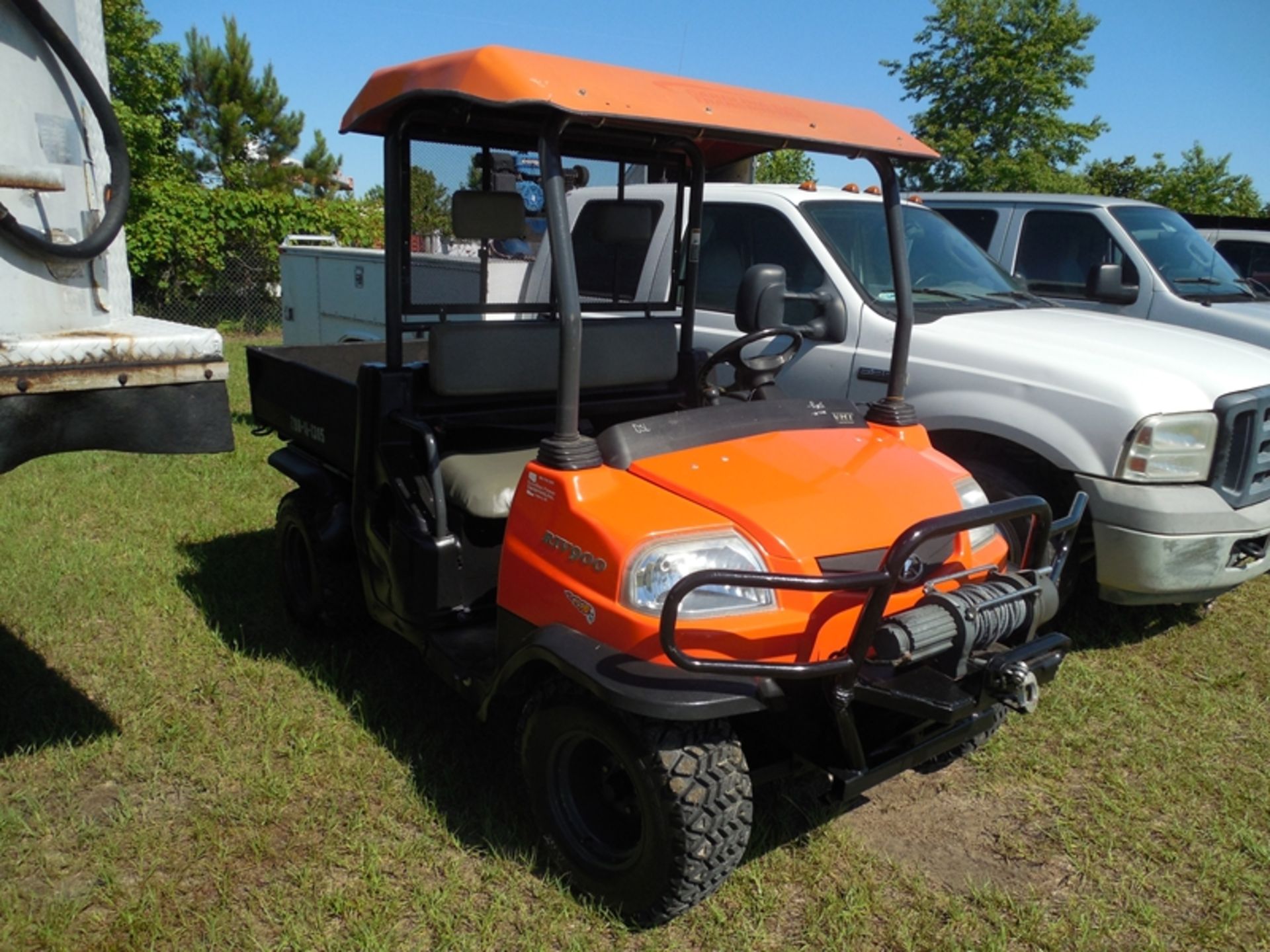 Kubota RTV 900 dsl electric dump,winch1353 hrs - Image 2 of 5