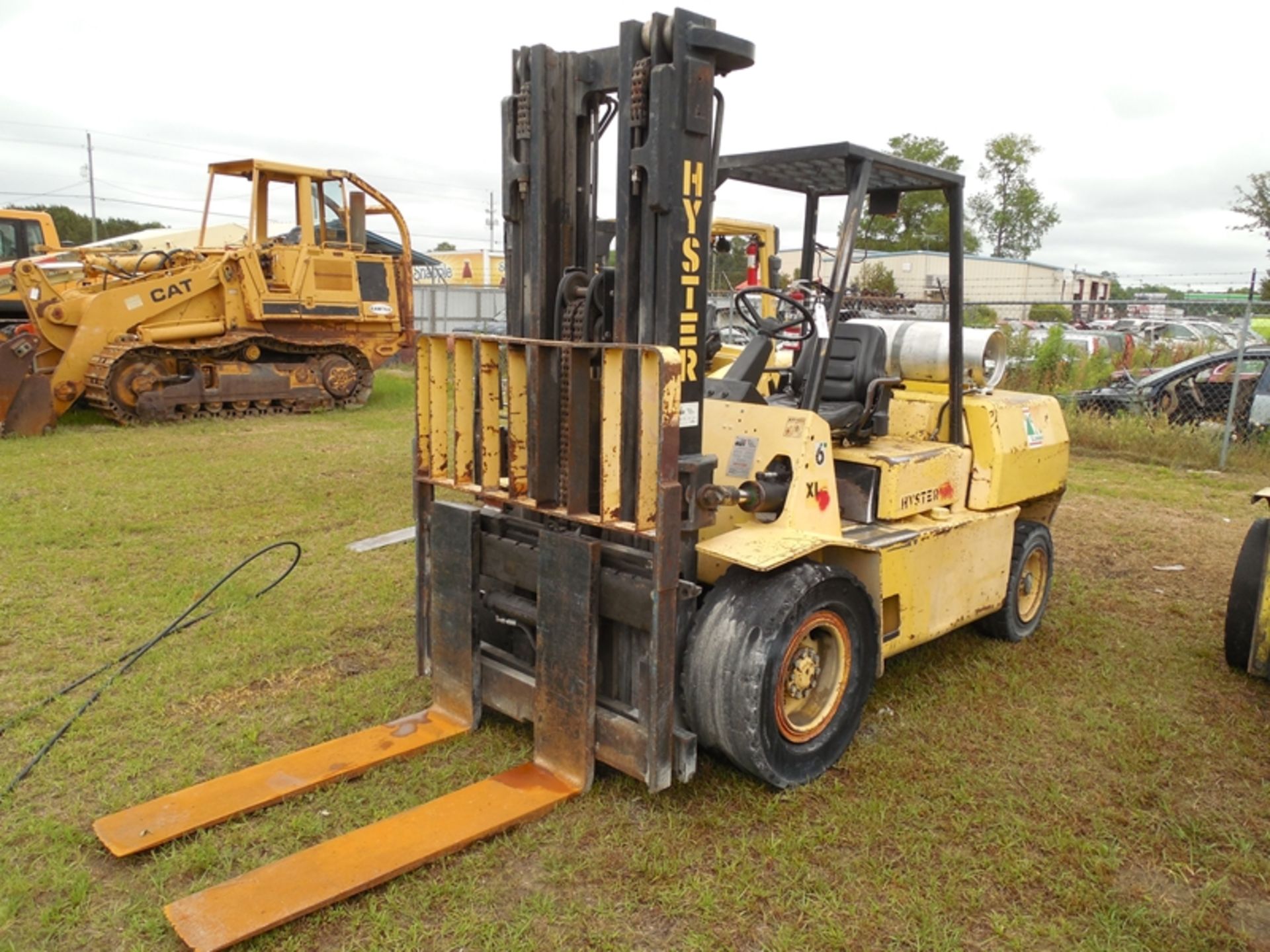 Hyster H100XL lp gas, 10,000 lb lift vin# G005D05161S