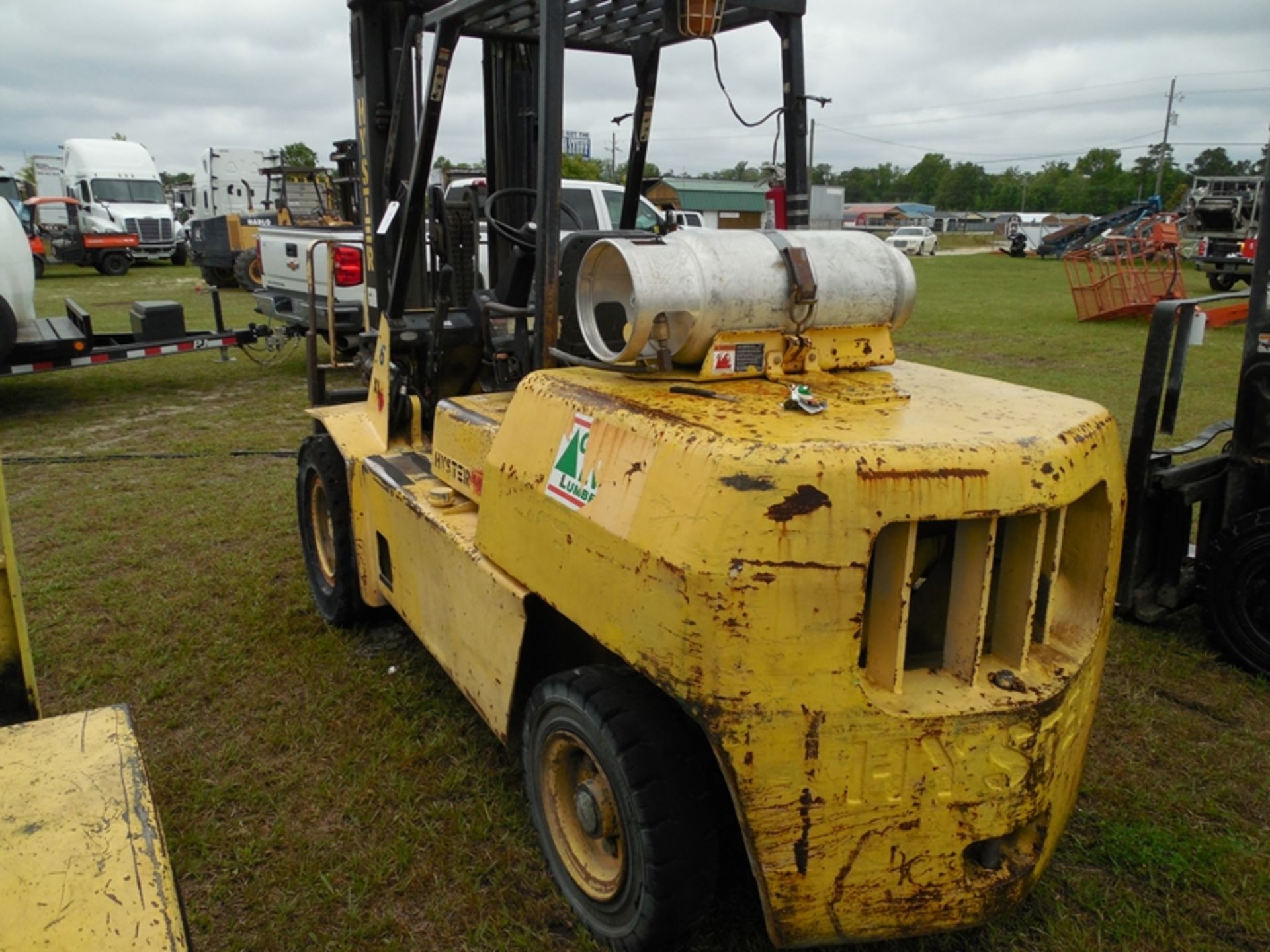 Hyster H100XL lp gas, 10,000 lb lift vin# G005D05161S - Image 4 of 4