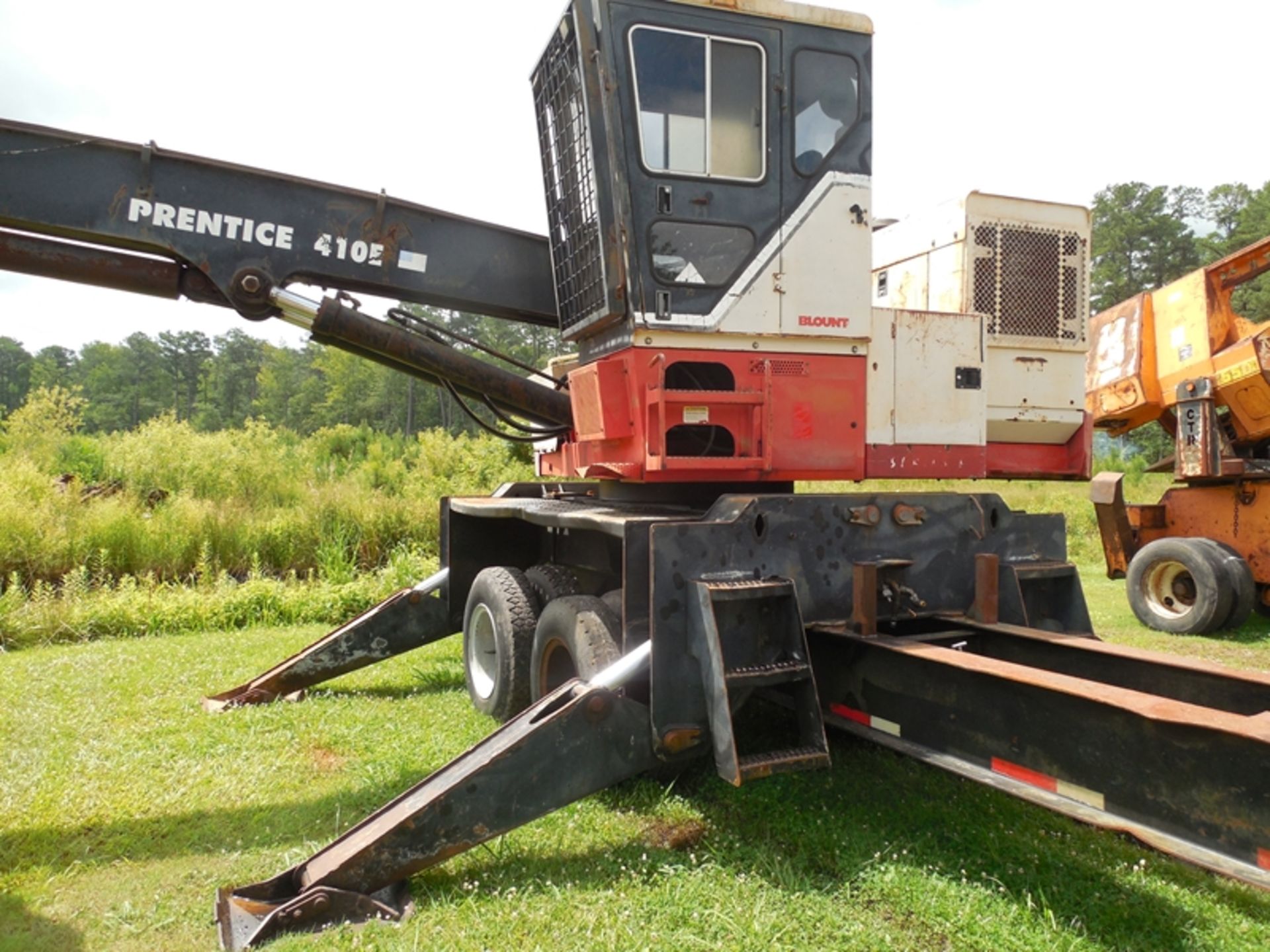 1994 Prentice 410E log loader Deere dsl, 32' boom with Prentice 743 grapple, mounted on Evans L35 45 - Image 4 of 11