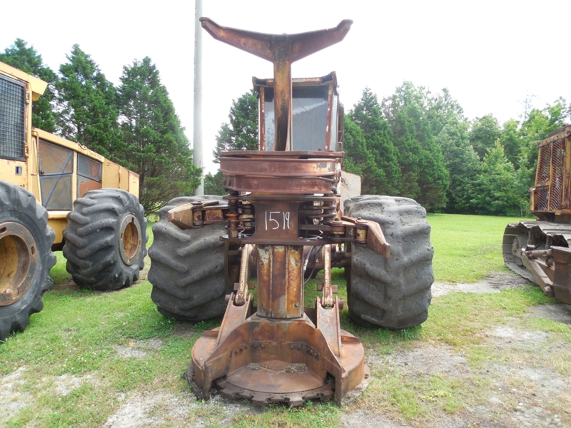 1997 Barko 885C Feller Buncher Barko 20" single post saw head8.3L Cumminsser# 2172567 x 34 x 26 tir - Image 5 of 6