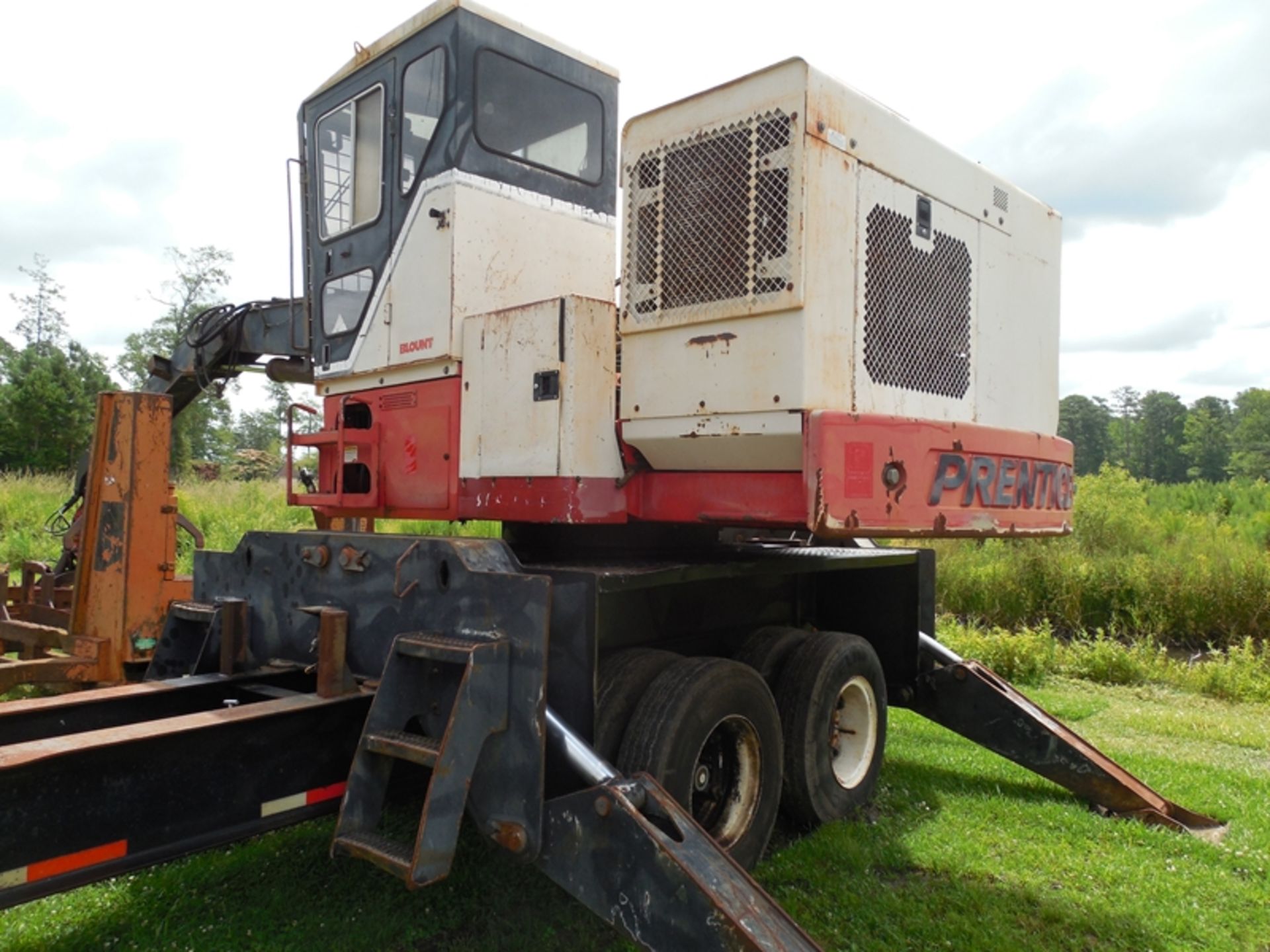 1994 Prentice 410E log loader Deere dsl, 32' boom with Prentice 743 grapple, mounted on Evans L35 45 - Image 3 of 11