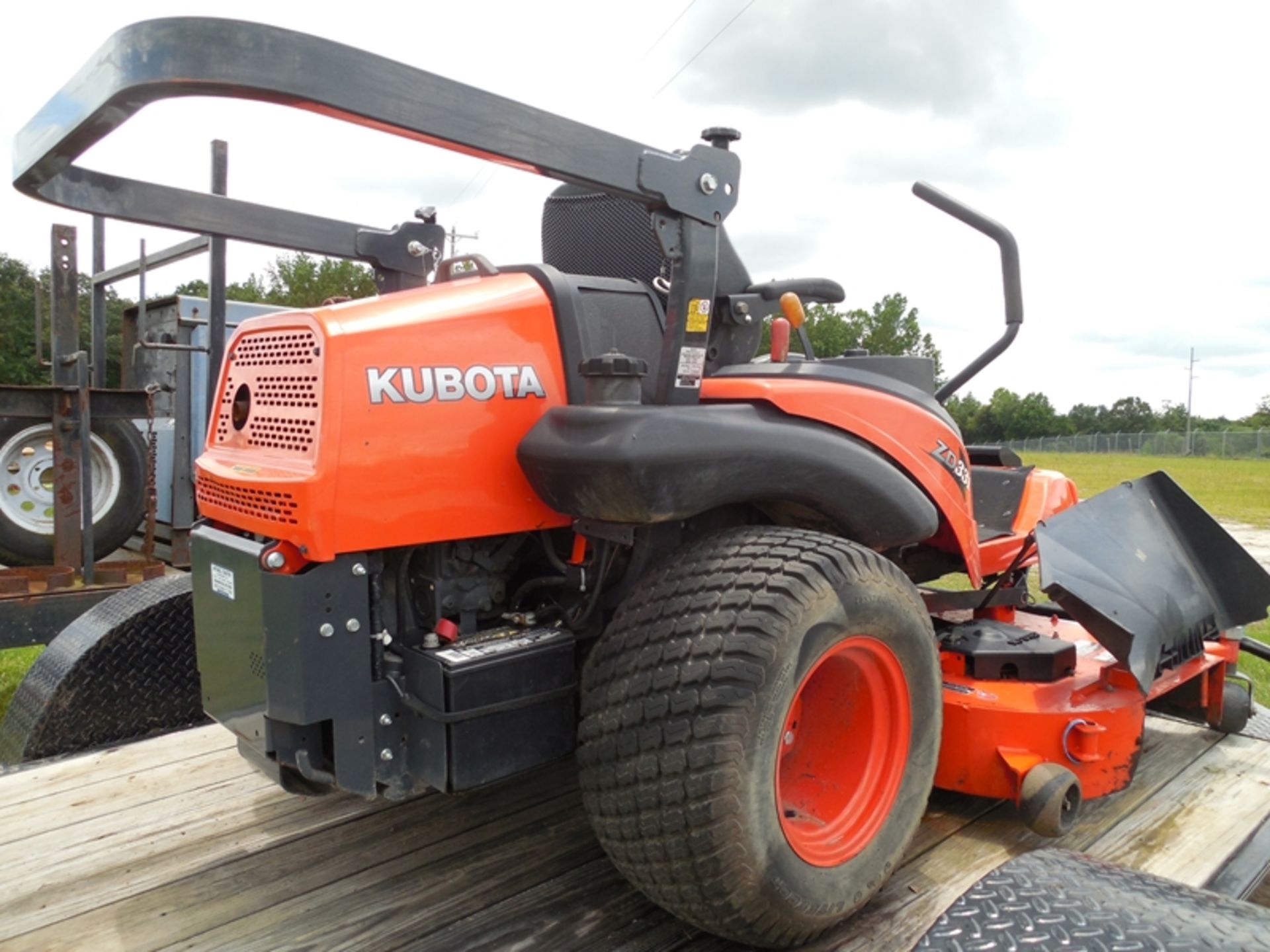 Kubota ZD331 diesel lawnmower, 72' deck 252 hrs - Image 2 of 5