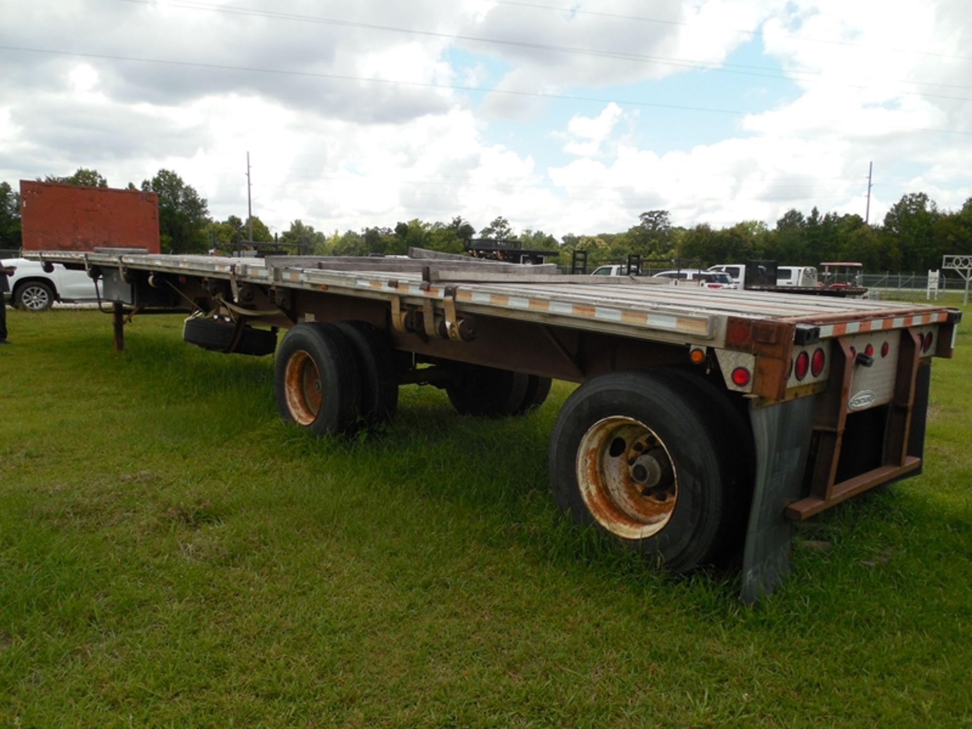 1999 Fontaine Trailer 96' x 45' aluminum over steel spread axlevin# 13N45306X1583983 - Image 4 of 4