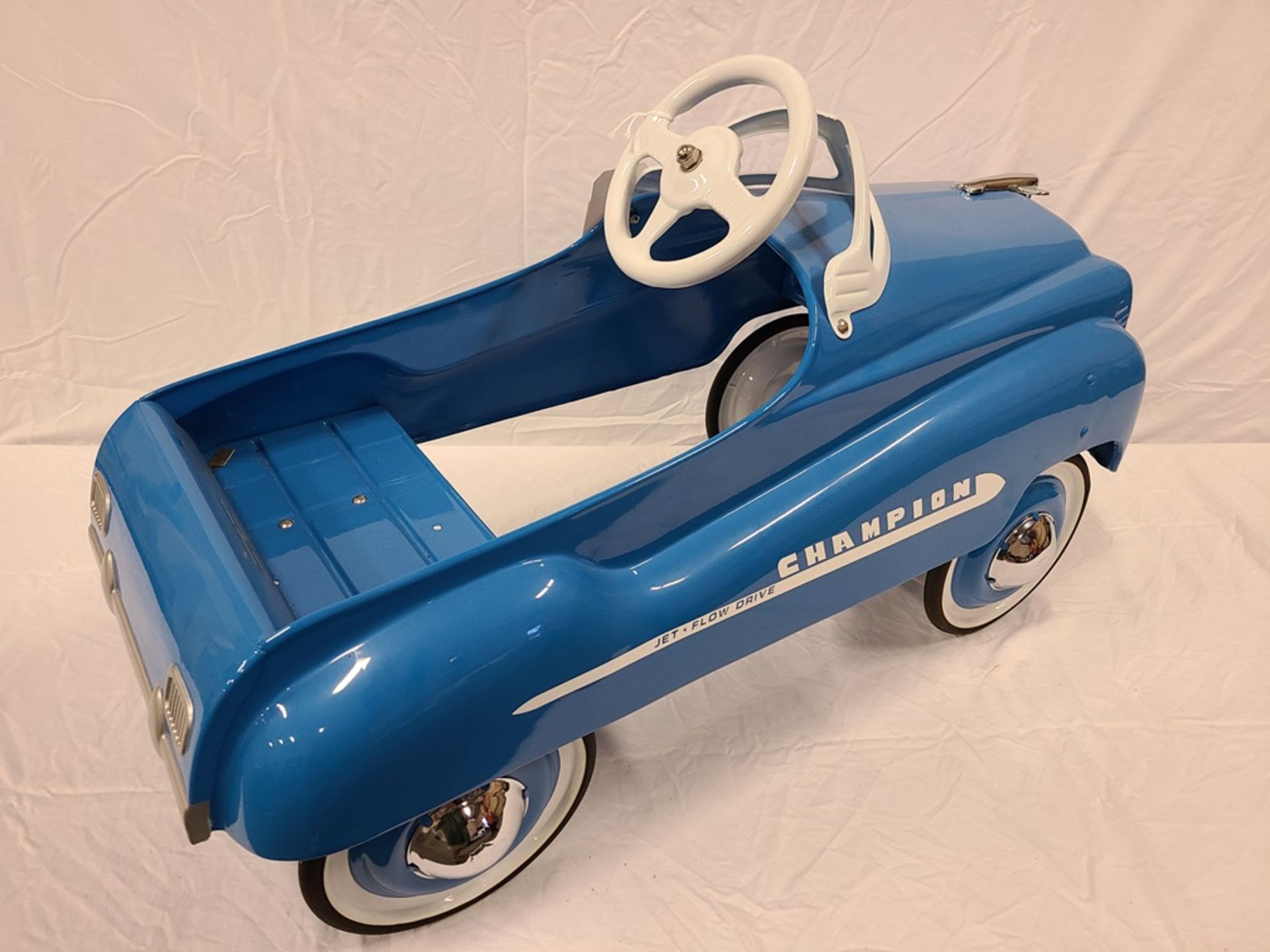 blue "Champion" pedal car - MURRAY O. - Image 2 of 2