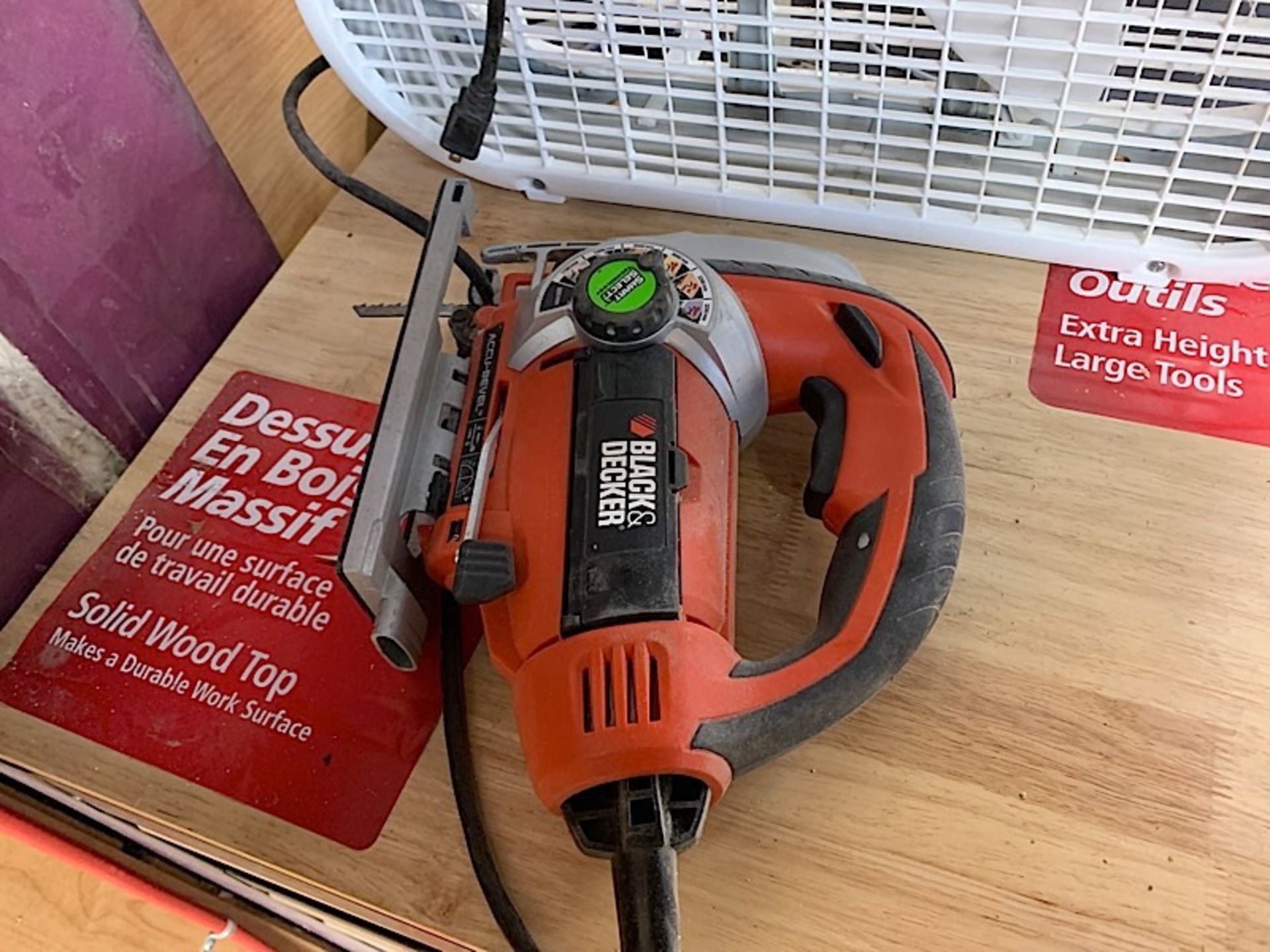 BLACK AND DECKER JIG SAW