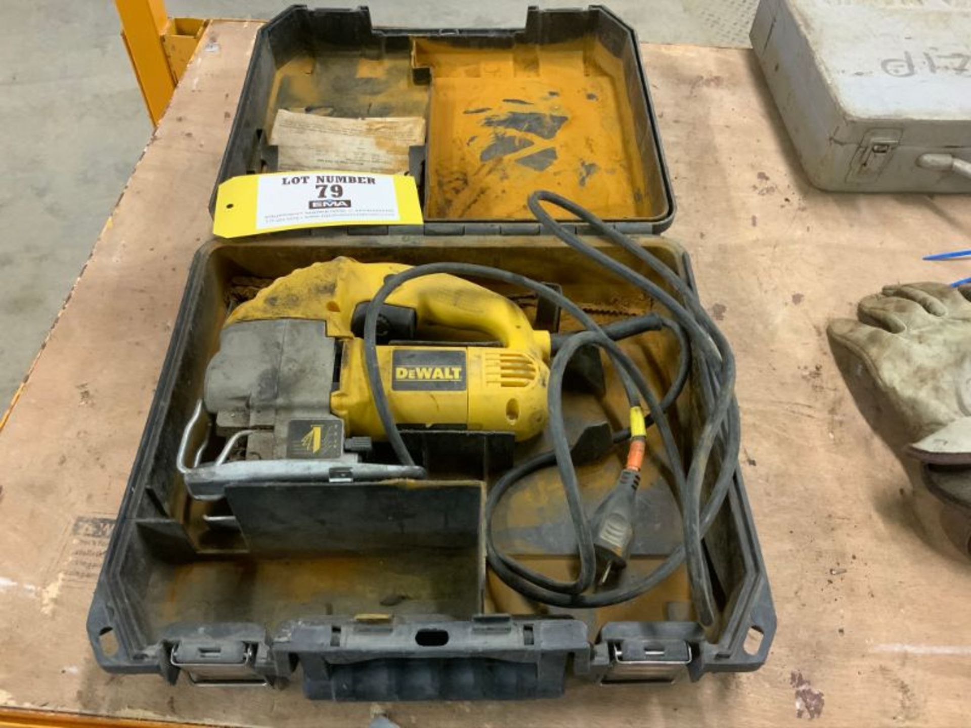 DeWalt jigsaw