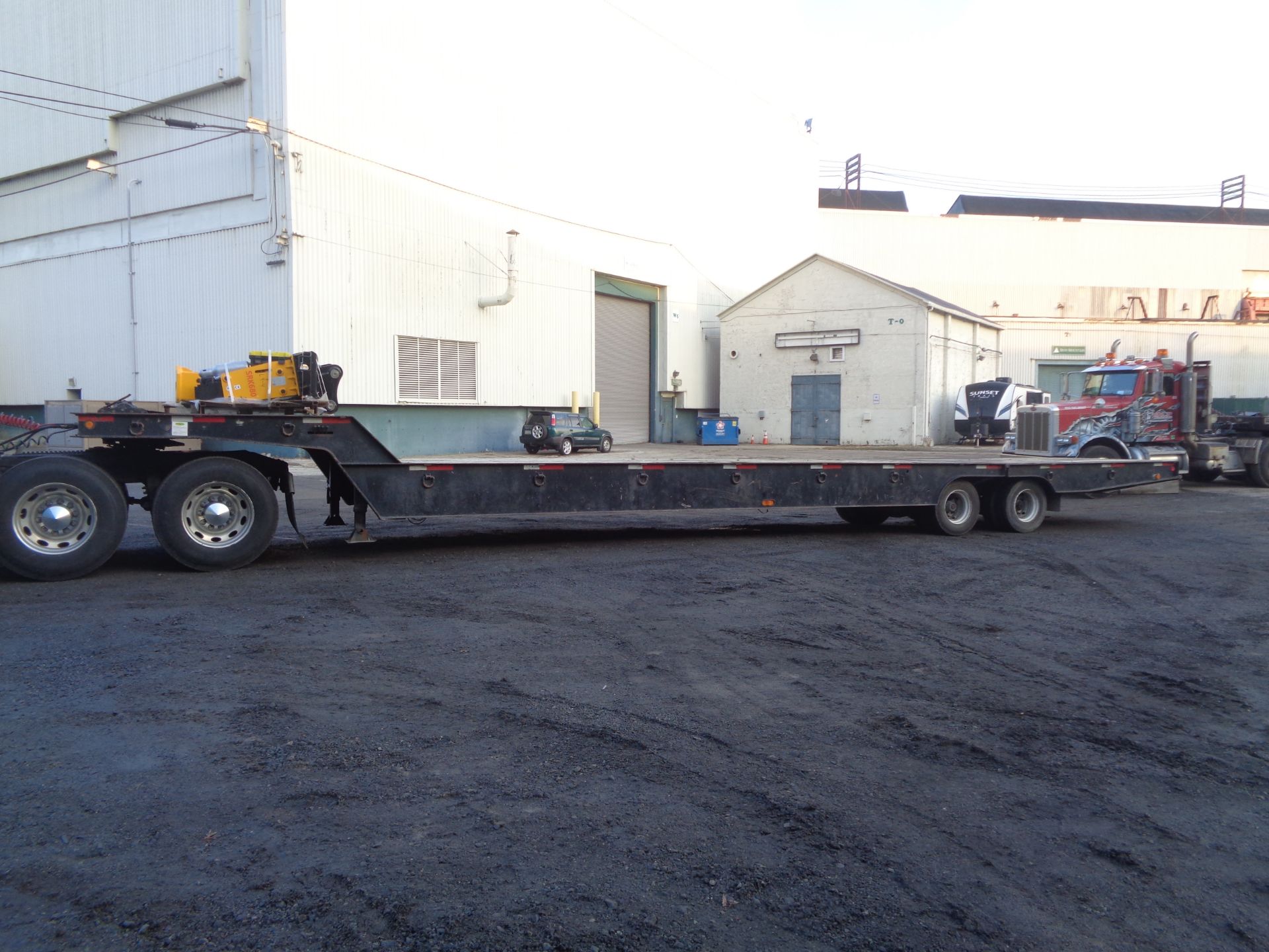 2005 TRAIL-EZE TR70XT48 Hydraulic Folding Beaver Tail Step Deck Trailer - Image 10 of 11