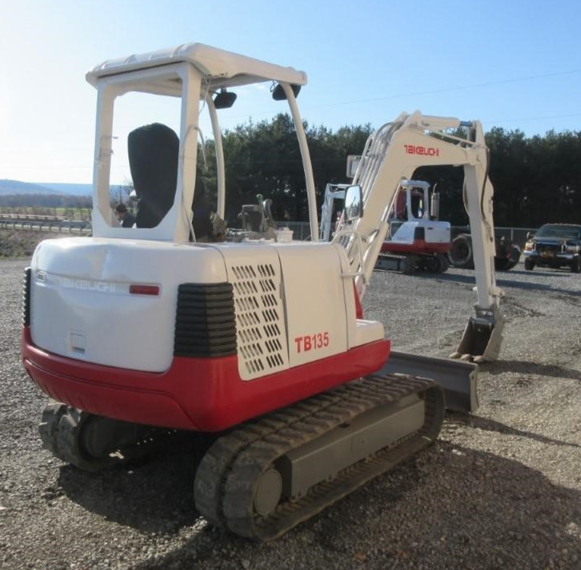 Takeuchi TB135 Mini Excavator - Image 11 of 12