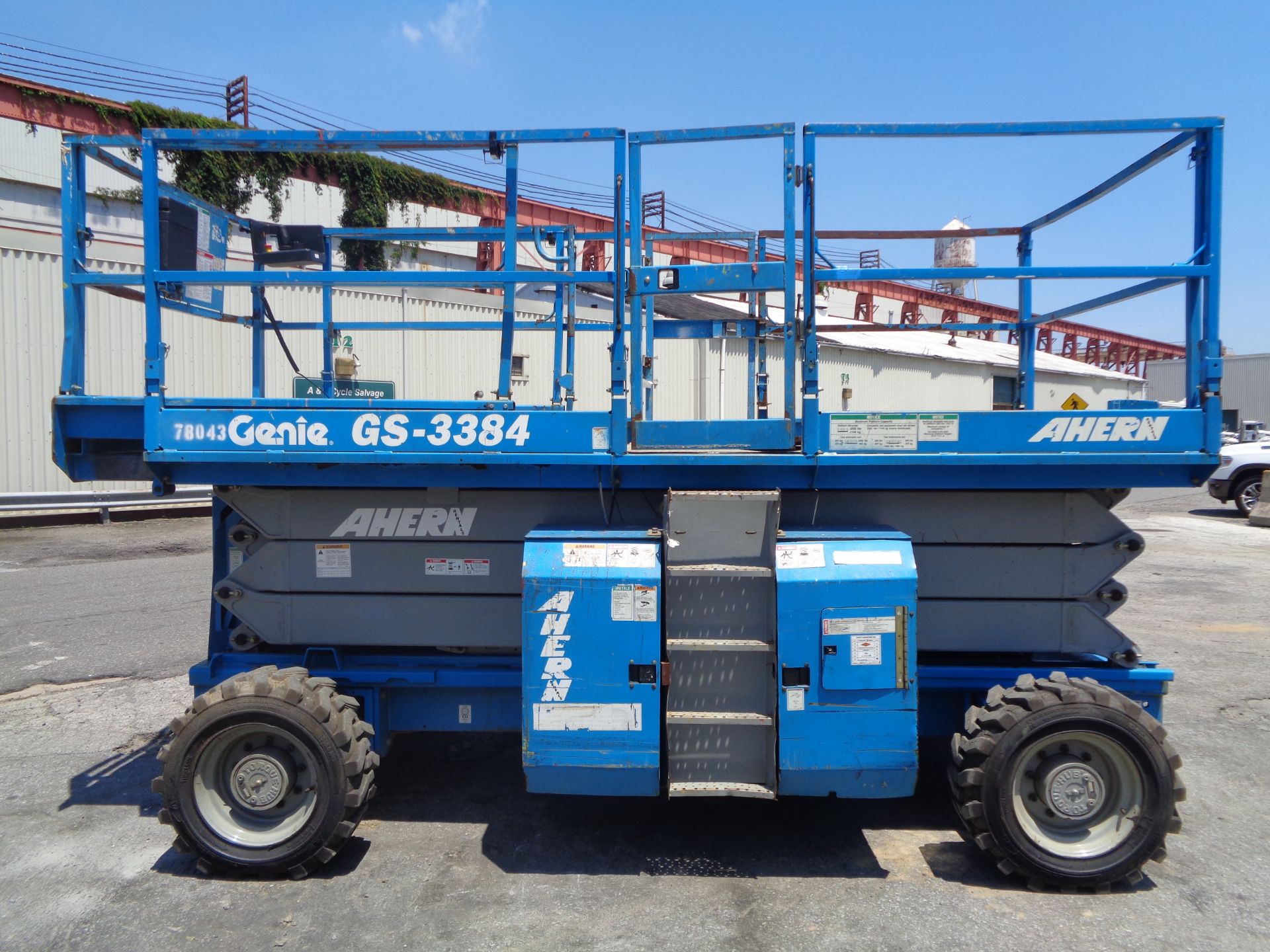 2008 Genie GS3384 Rough Terrain 4x4 33ft Scissor Lift