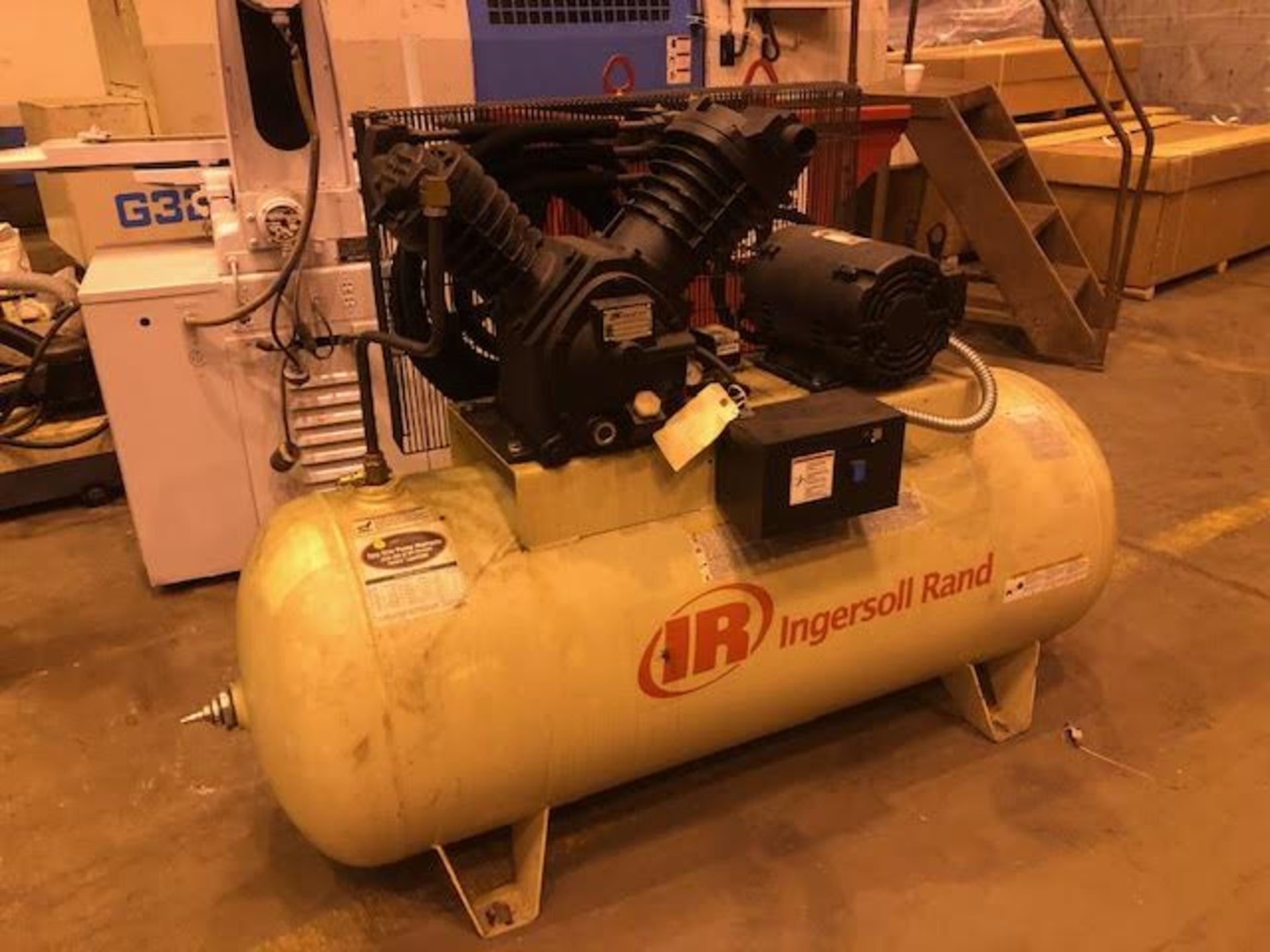 Ingersoll Rand Air Compressor - Image 2 of 5