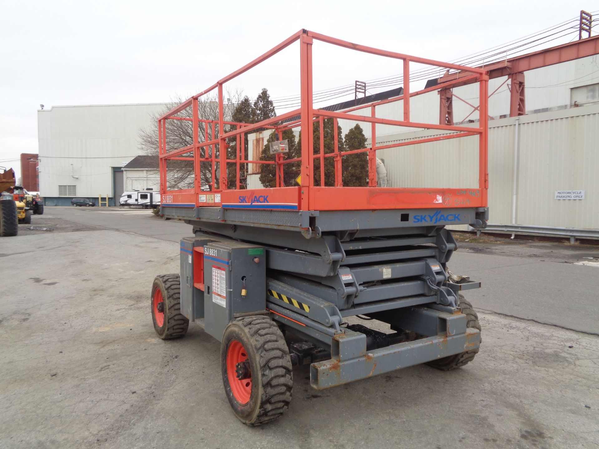 2006 Skyjack 8831RT 4x4 Scissorlift - Image 10 of 26