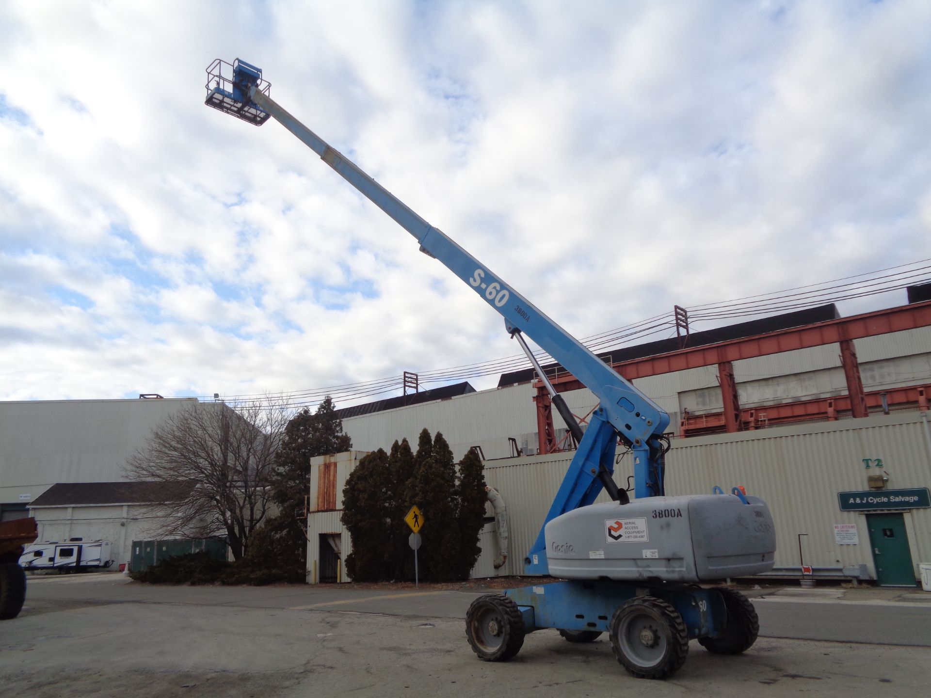 2006 Genie S-60 60ft Boom Lift - Image 12 of 16